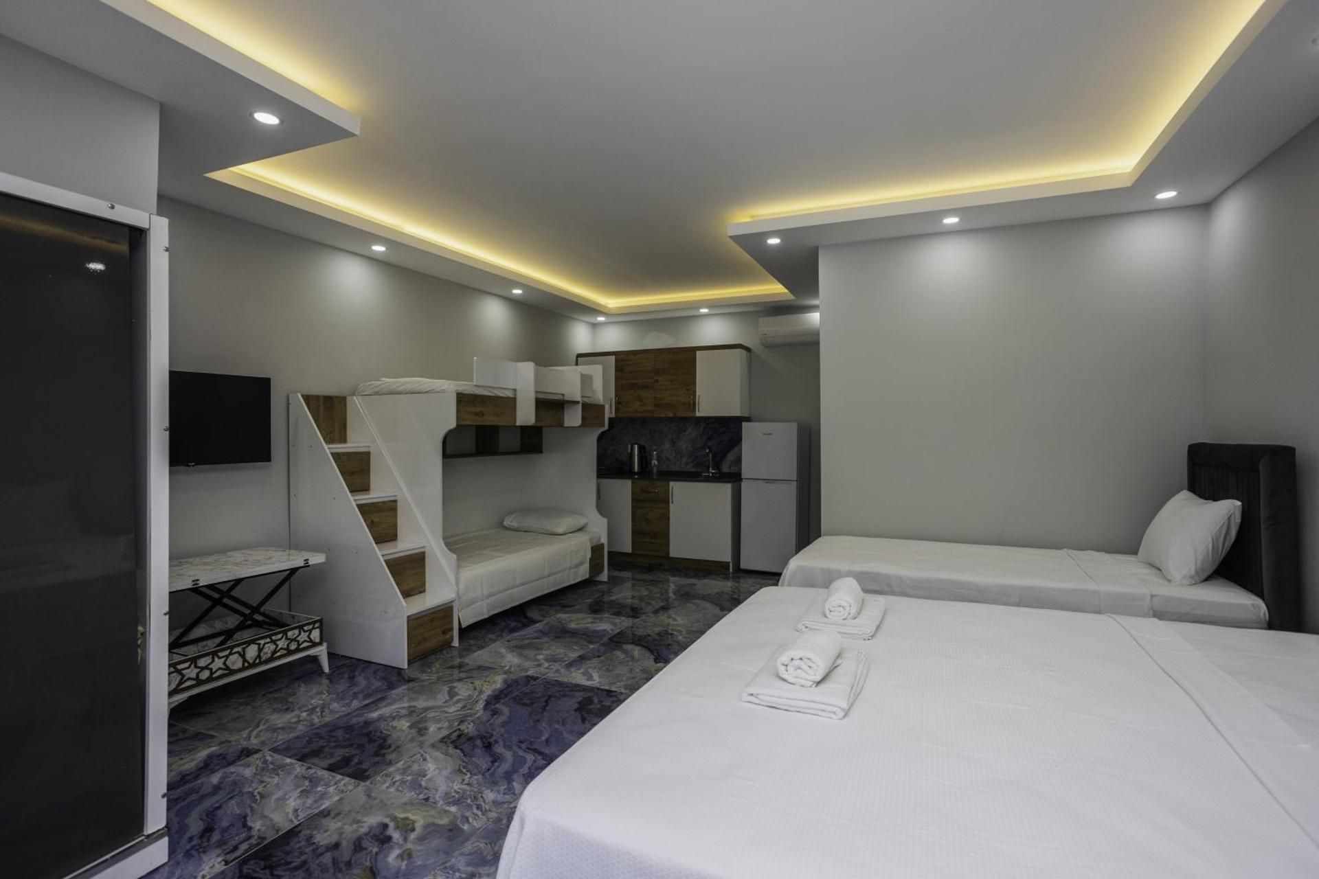 Terra Garden Hotel  FAMILY ROOM