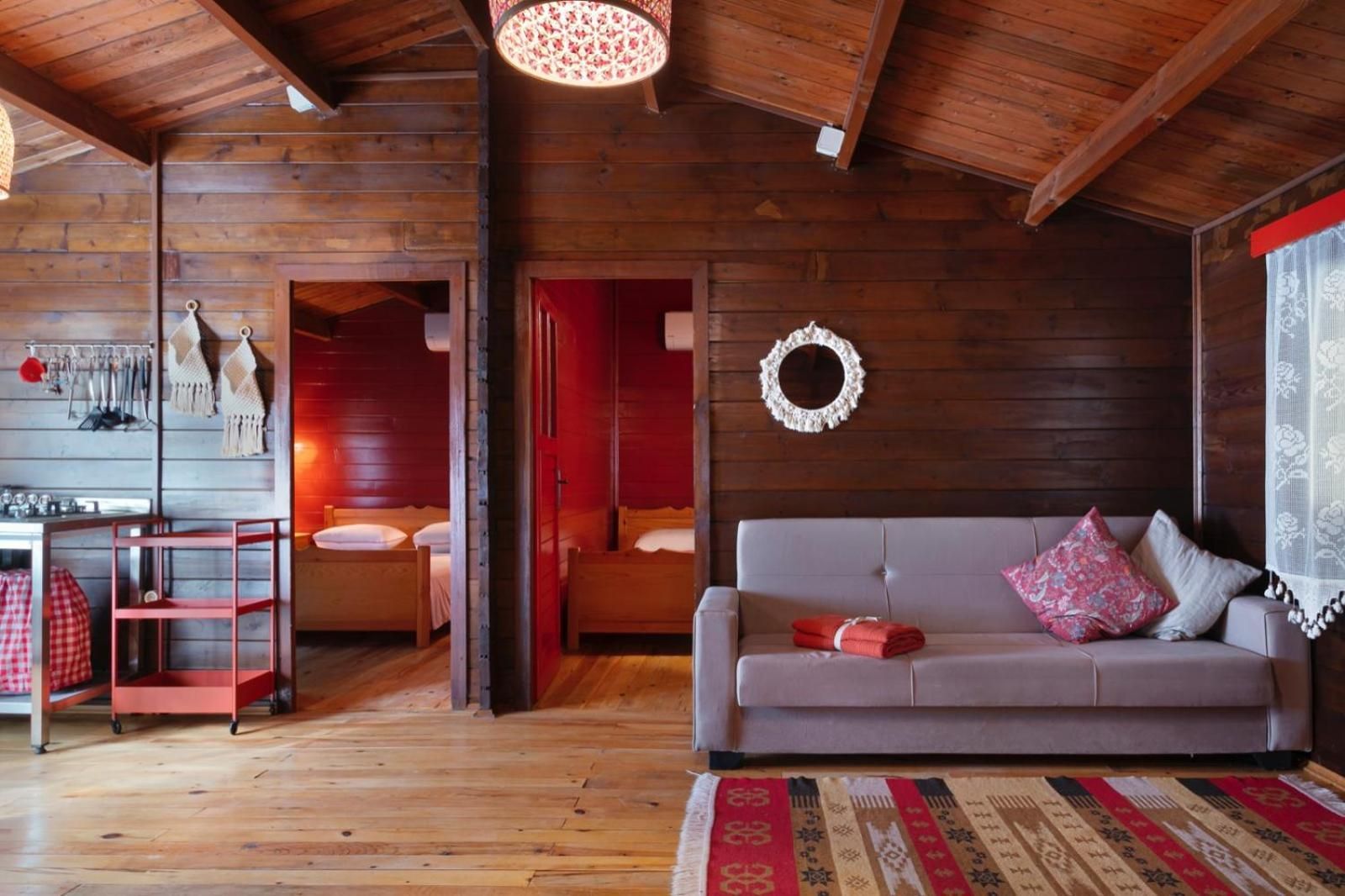 Basic Double Room - Non-Smoking
