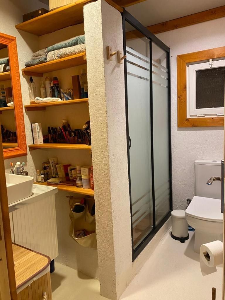 One-Bedroom Bungalow