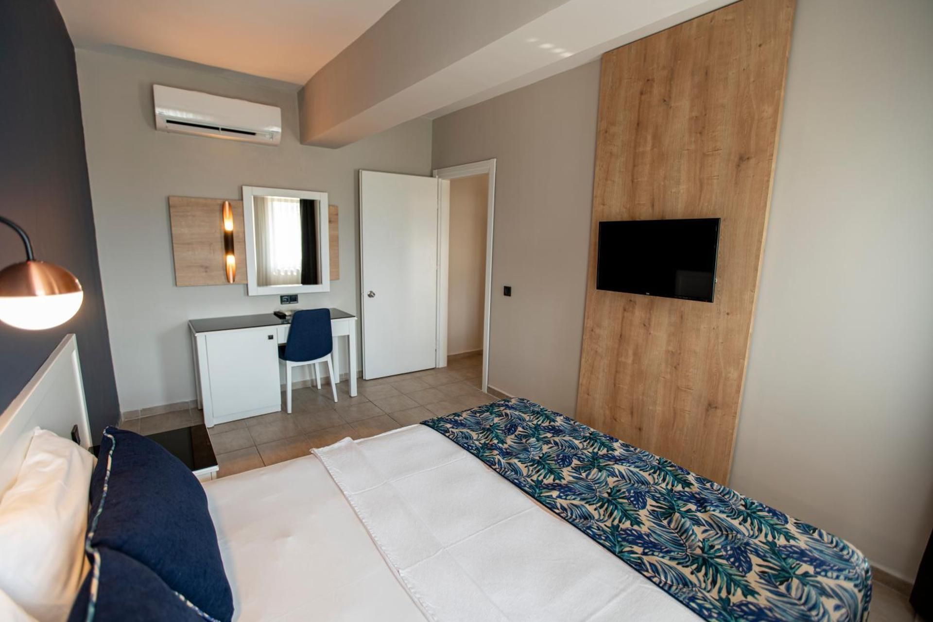 Single Room with Balcony