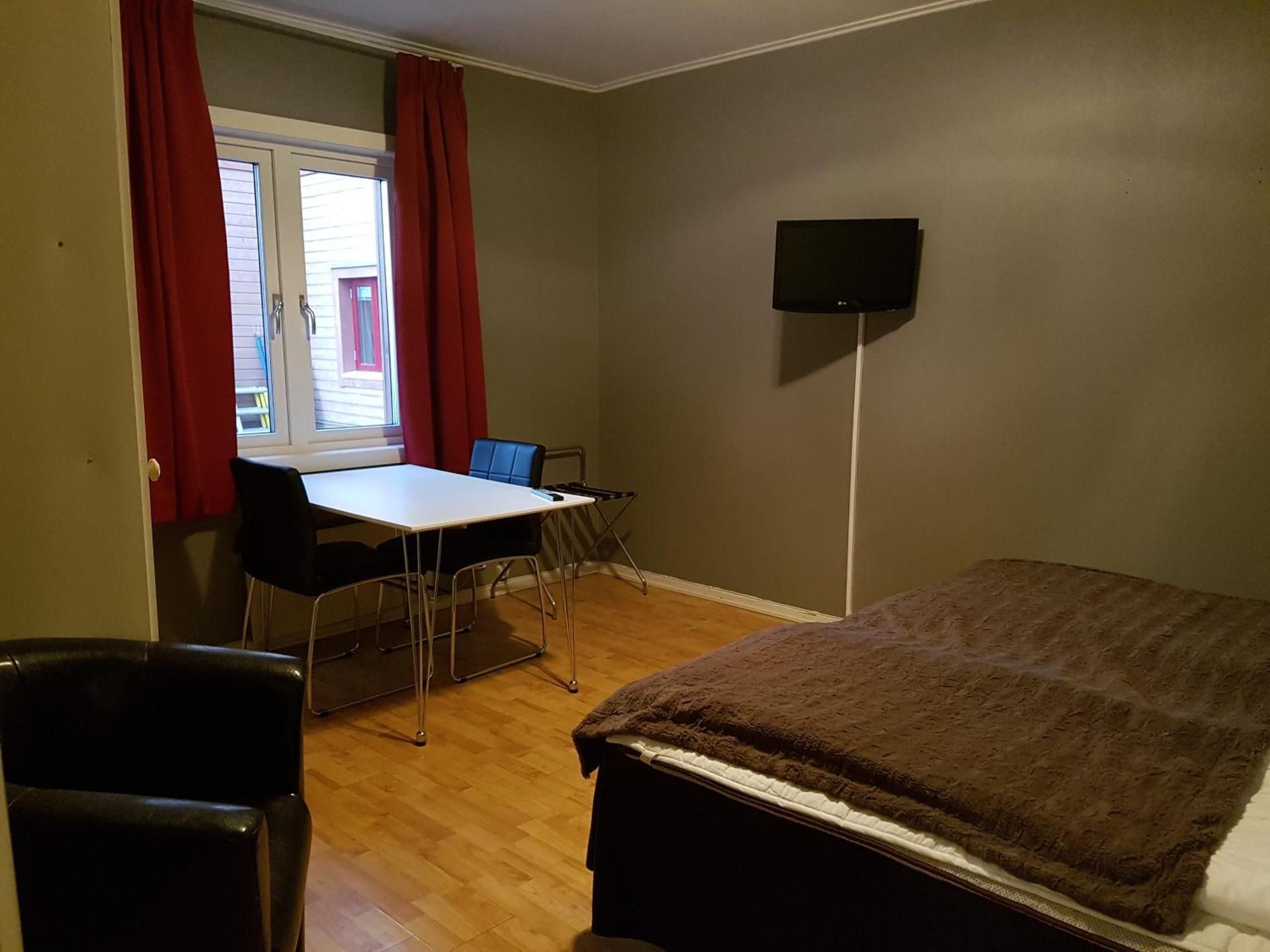 Double Room with Private External Bathroom