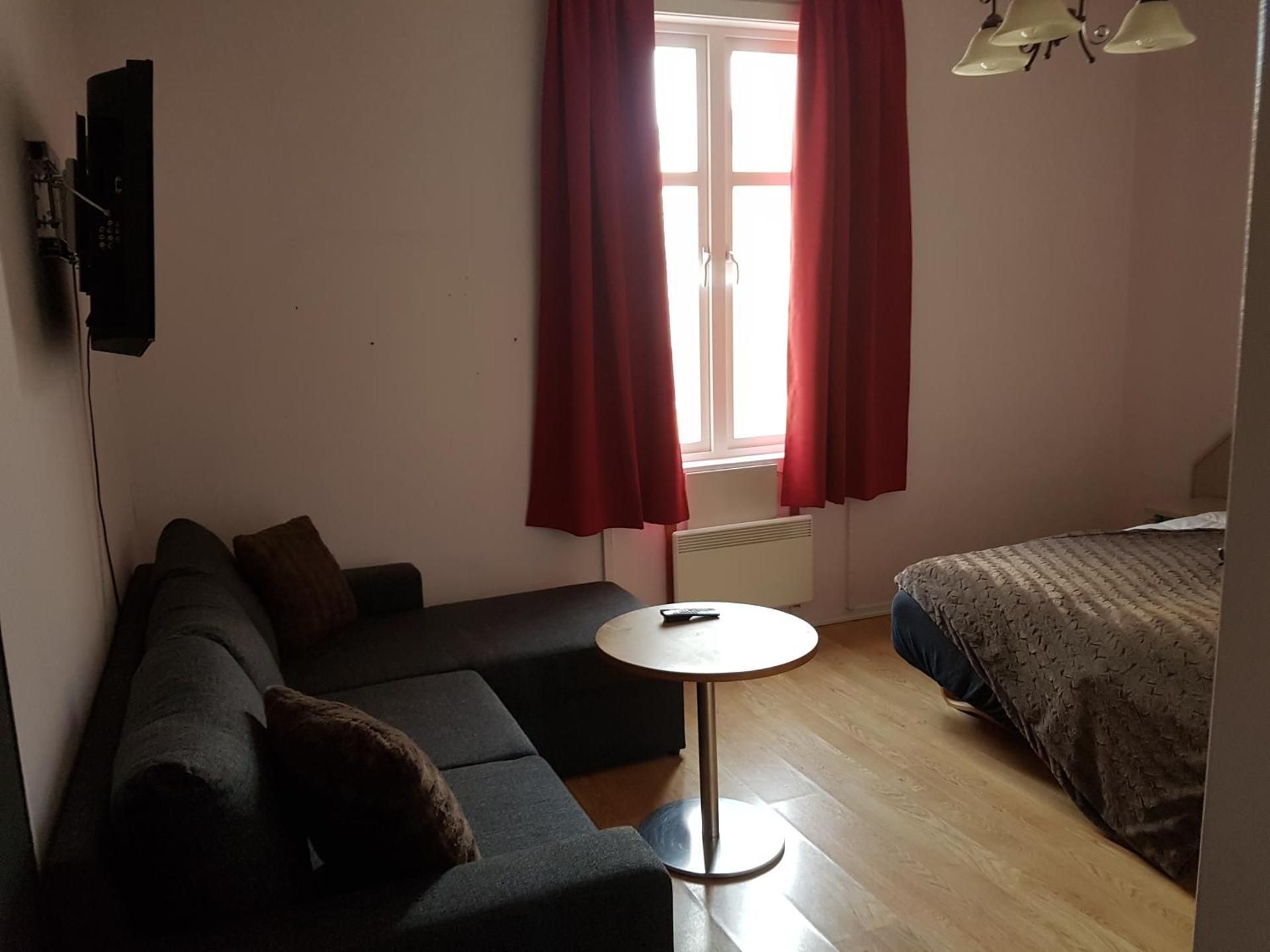 Apartment (2 Adults)