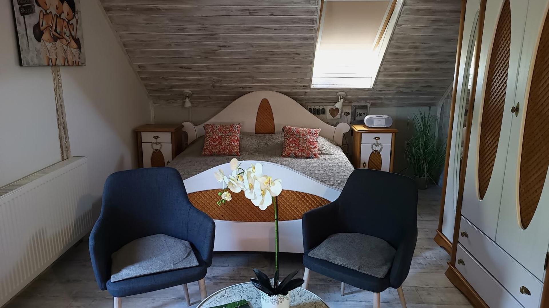 Deluxe Double Room with Extra Bed