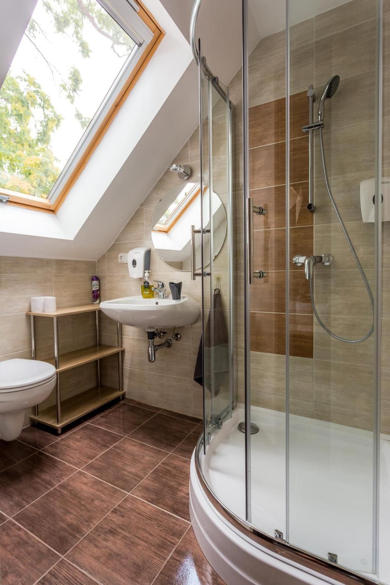 Csopi Panzio Deluxe Double Room with Extra Bed 3