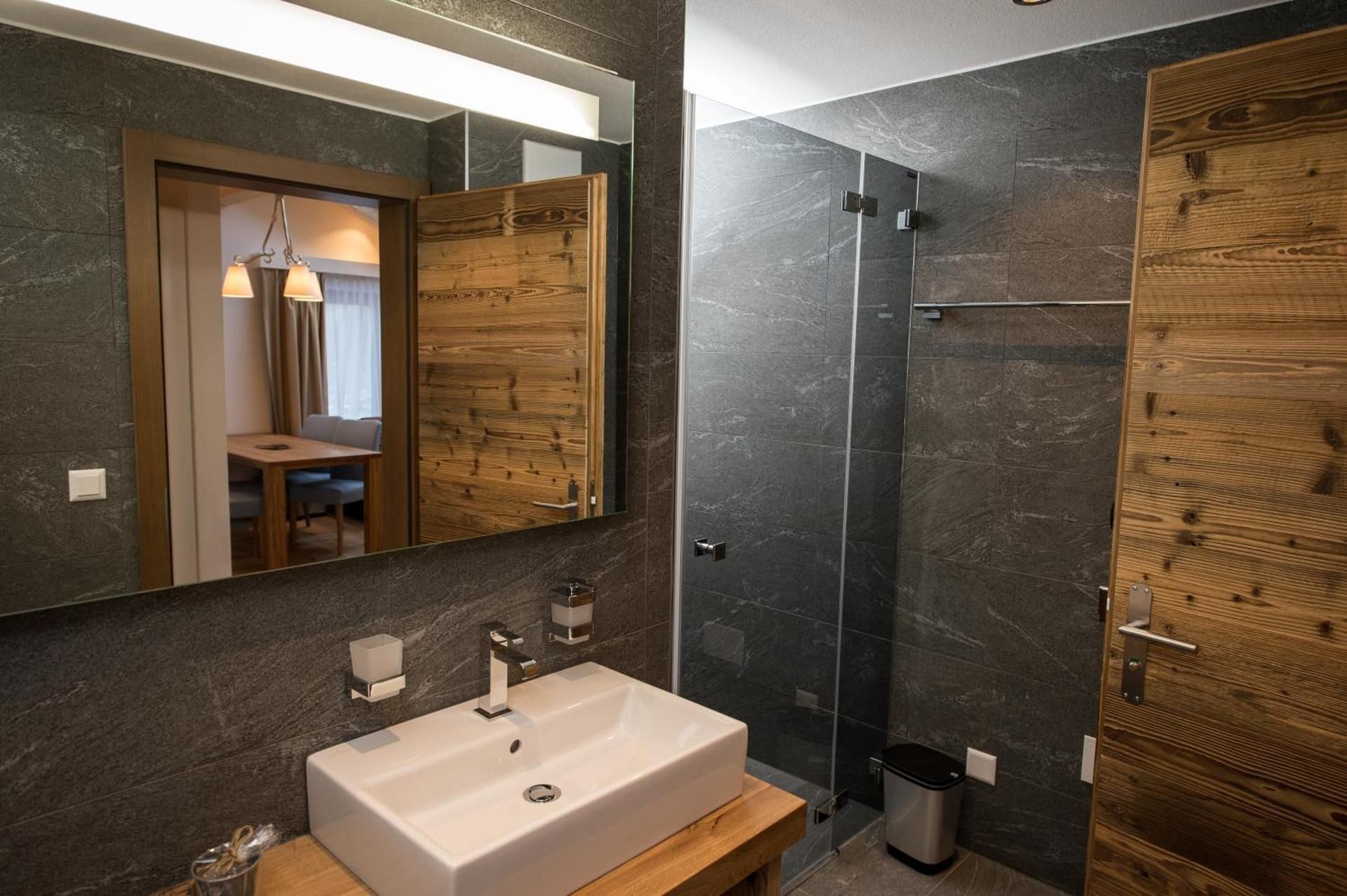 Panorama Ski Lodge One-Bedroom Apartment 2