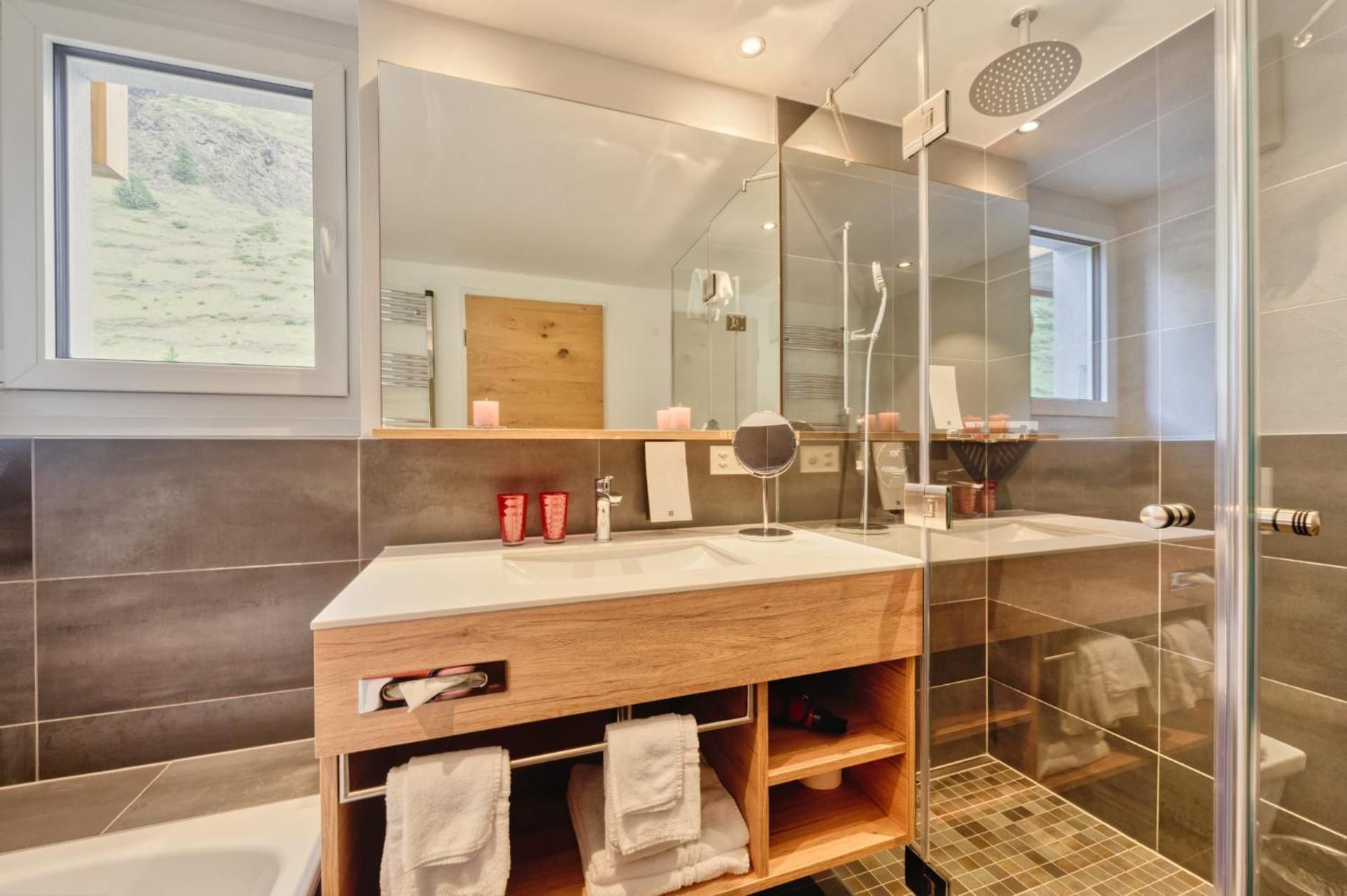 Apartment with Balcony