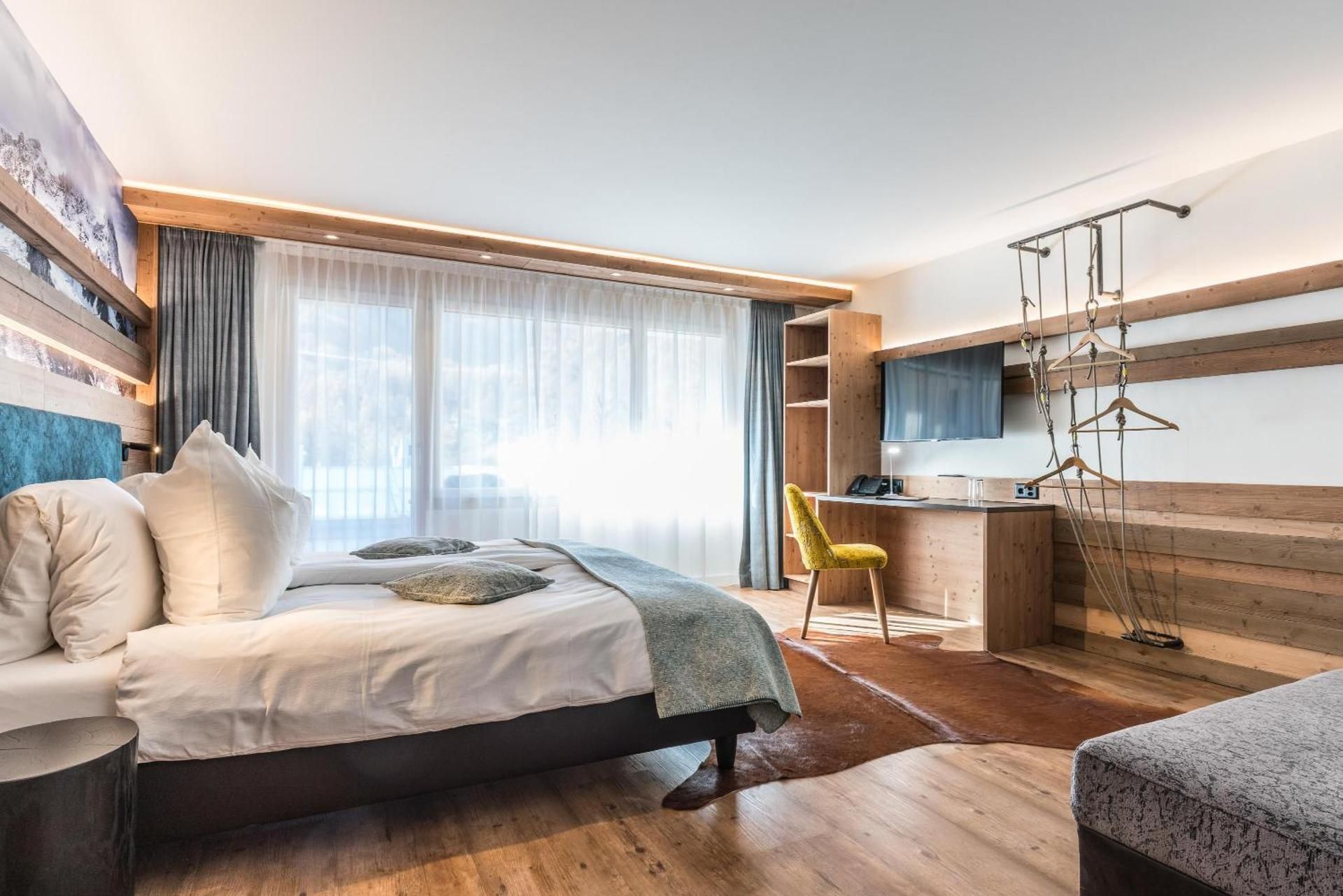 Twin Room Alpin Superior with View