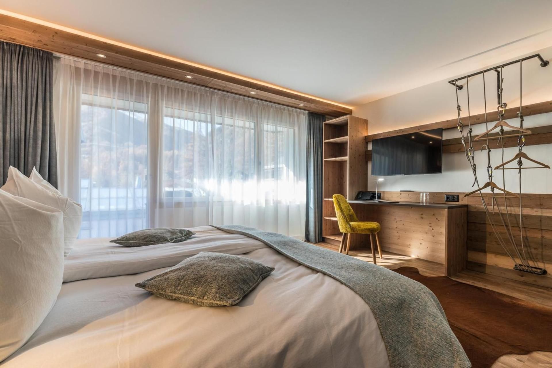 Hotel Hemizeus & Iremia Spa Twin Room Alpin with View 2