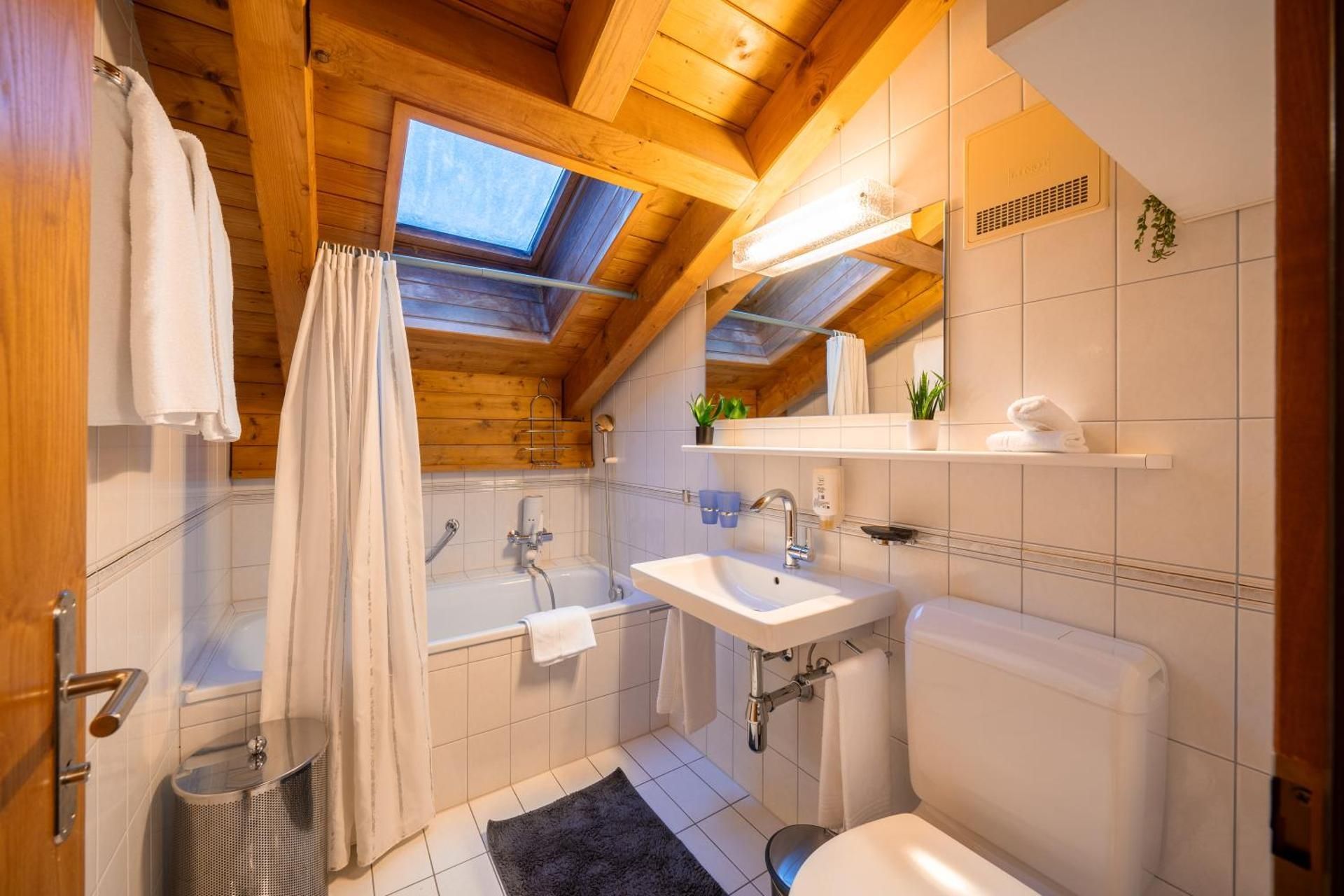 Penthouse Apartment with 3 bedrooms with Matterhorn View