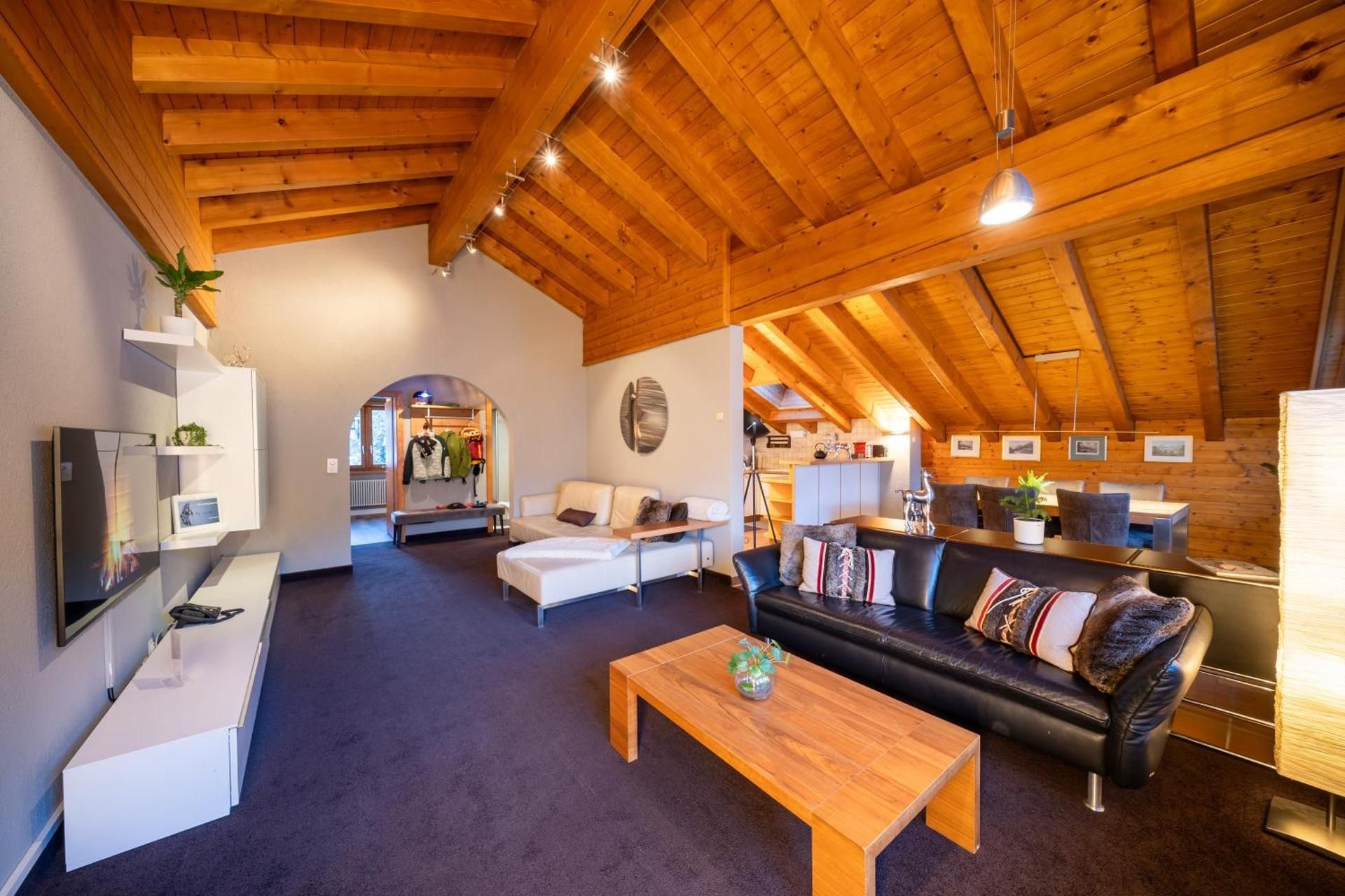 Penthouse Apartment with 3 bedrooms with Matterhorn View