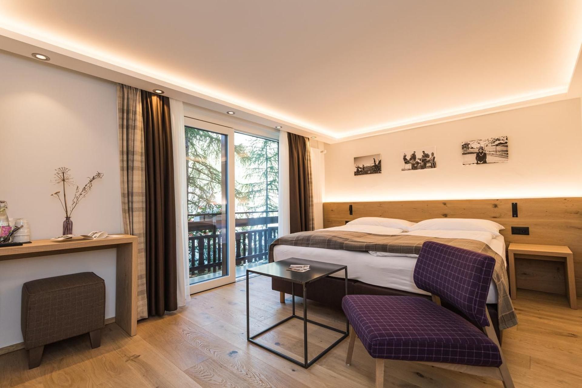 Chalet Double Room with Balcony and Matterhorn View