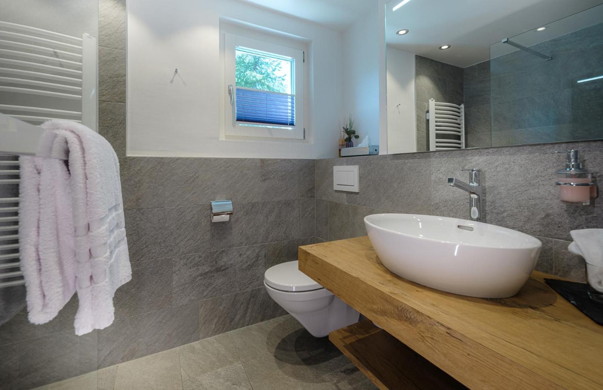 Chalet Single Room with Matterhorn View