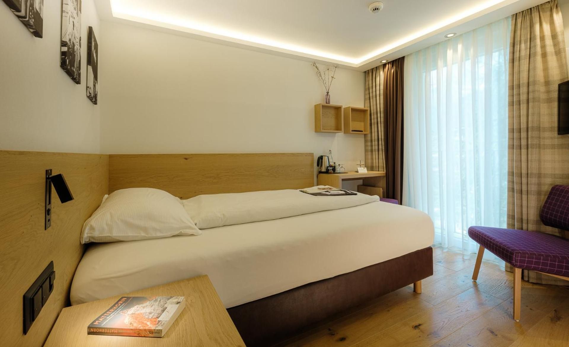 Chalet Single Room with Matterhorn View