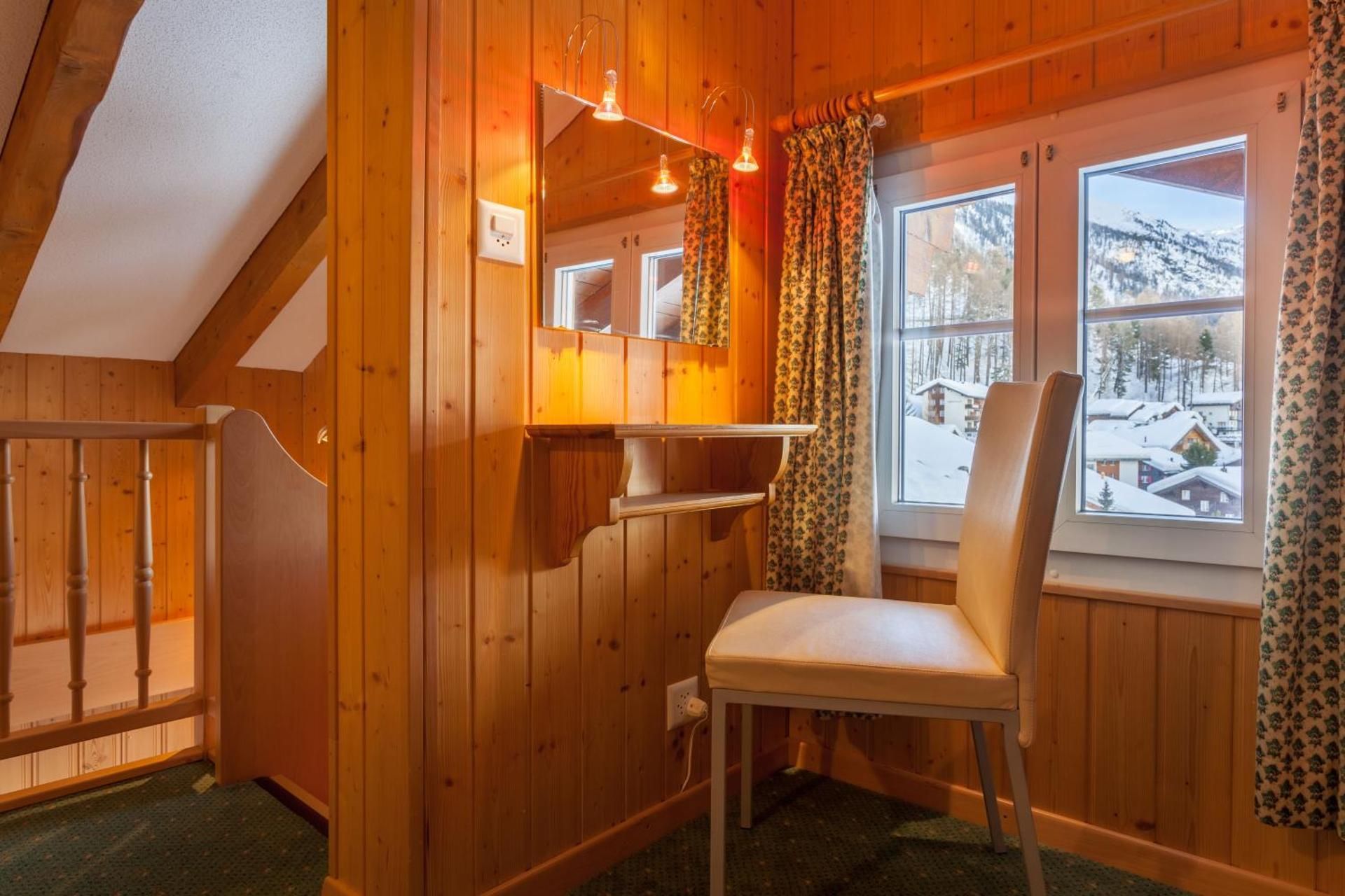 Junior Suite with Matterhorn View