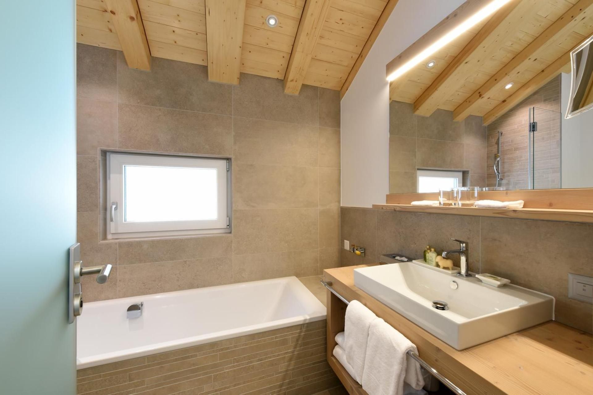 Europe Hotel & Spa Design Double Room 3