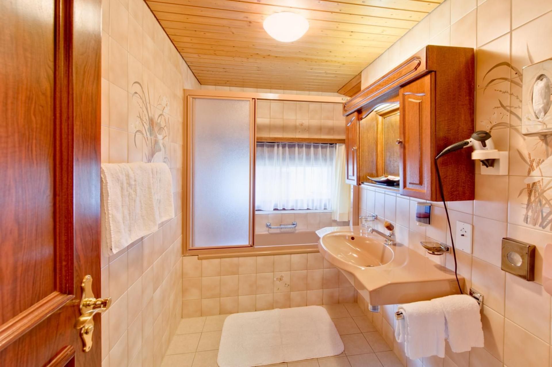 Hotel Astoria Economy Junior Suite 2