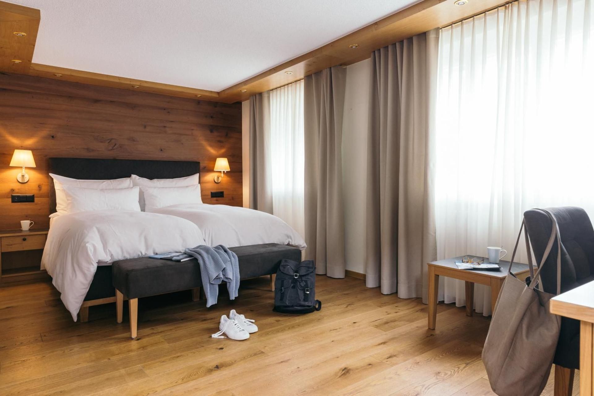 Hotel Couronne Superior Deluxe Double Room with Balcony