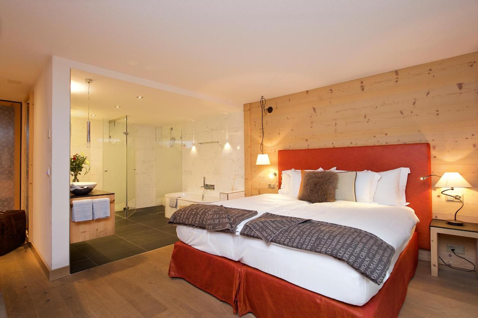 Chalet Double Room with Balcony