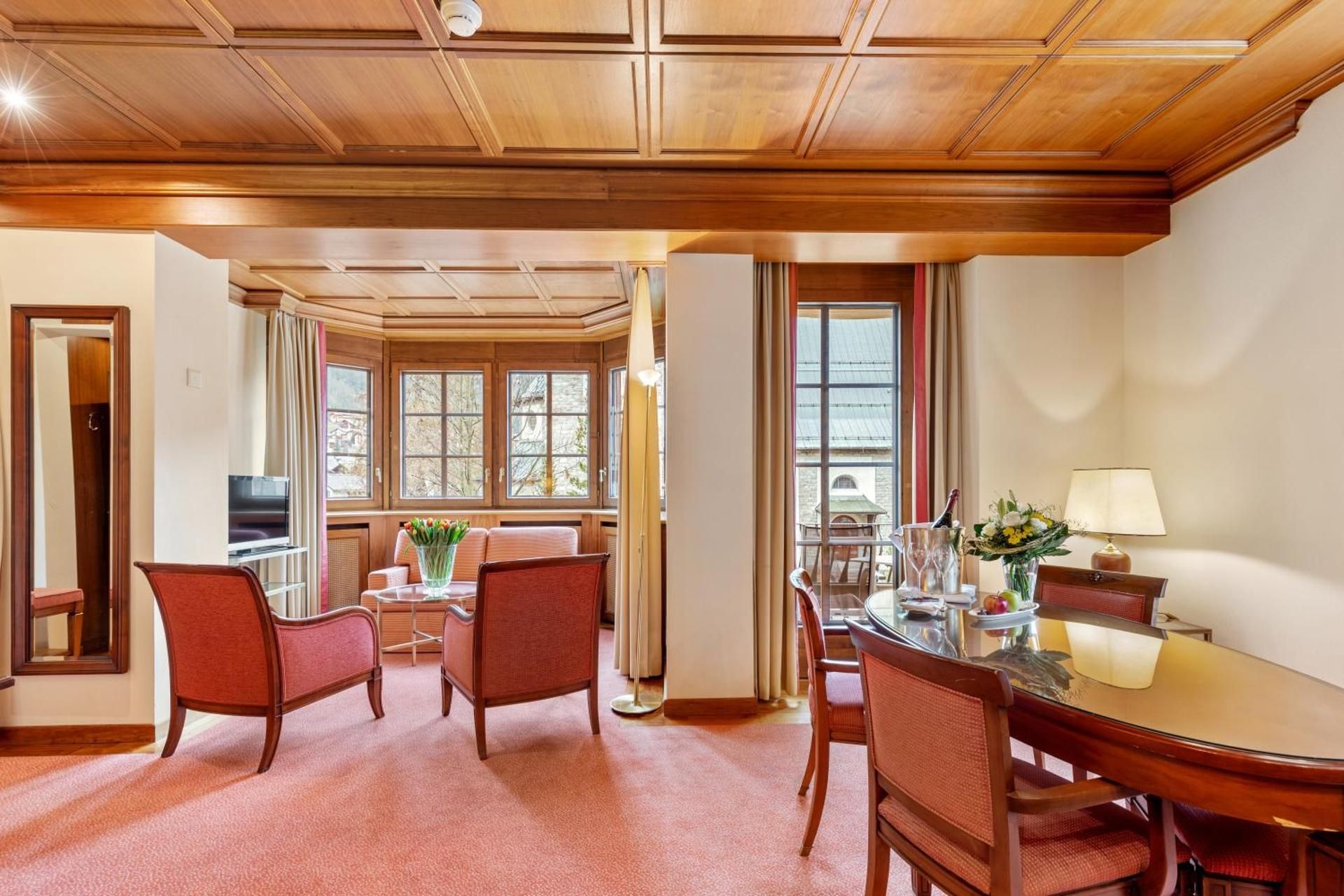 Grand Hotel Zermatterhof Corner One-Bedroom Suite with Matterhorn View