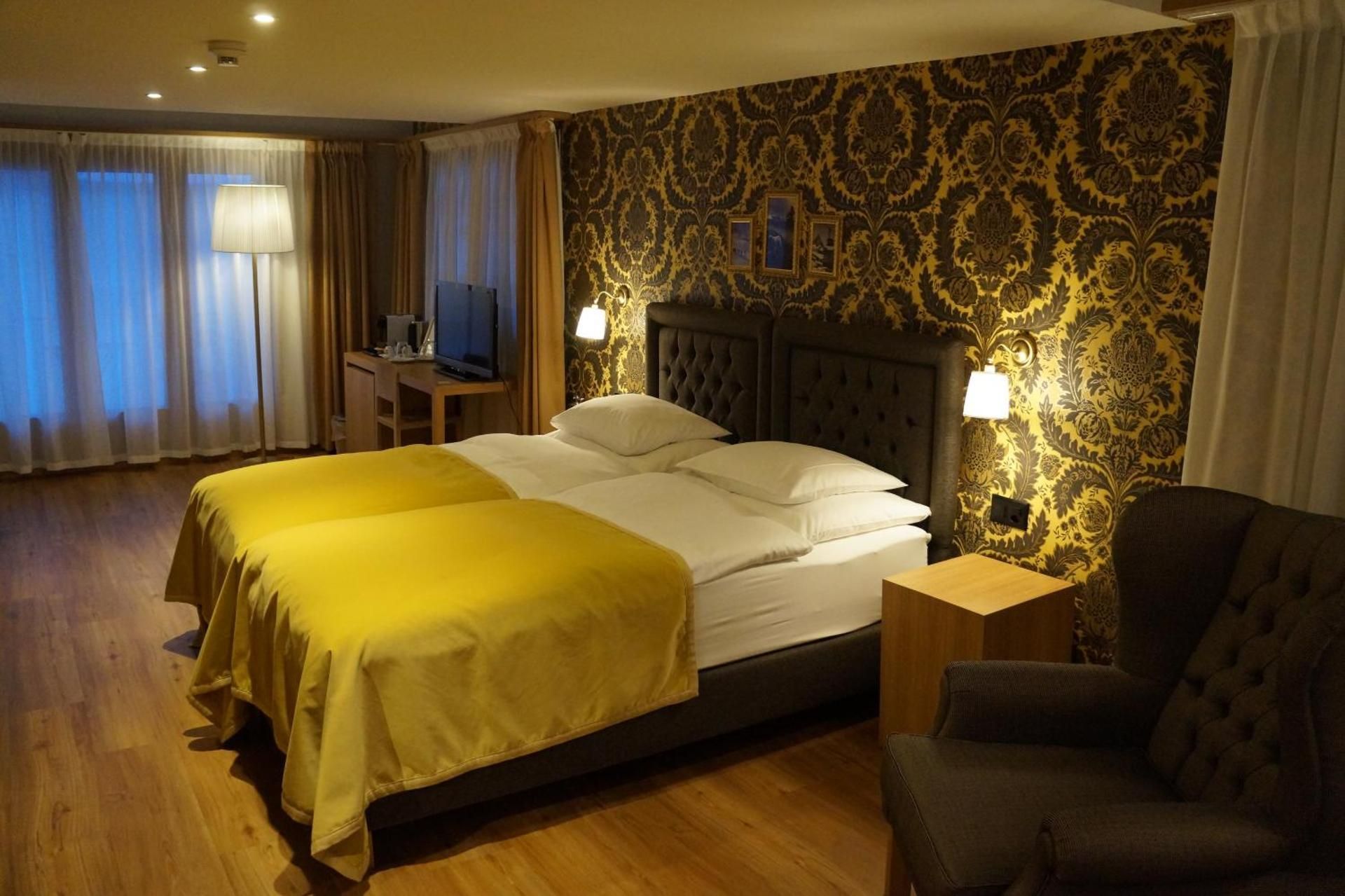 Romantic Sky Suite 