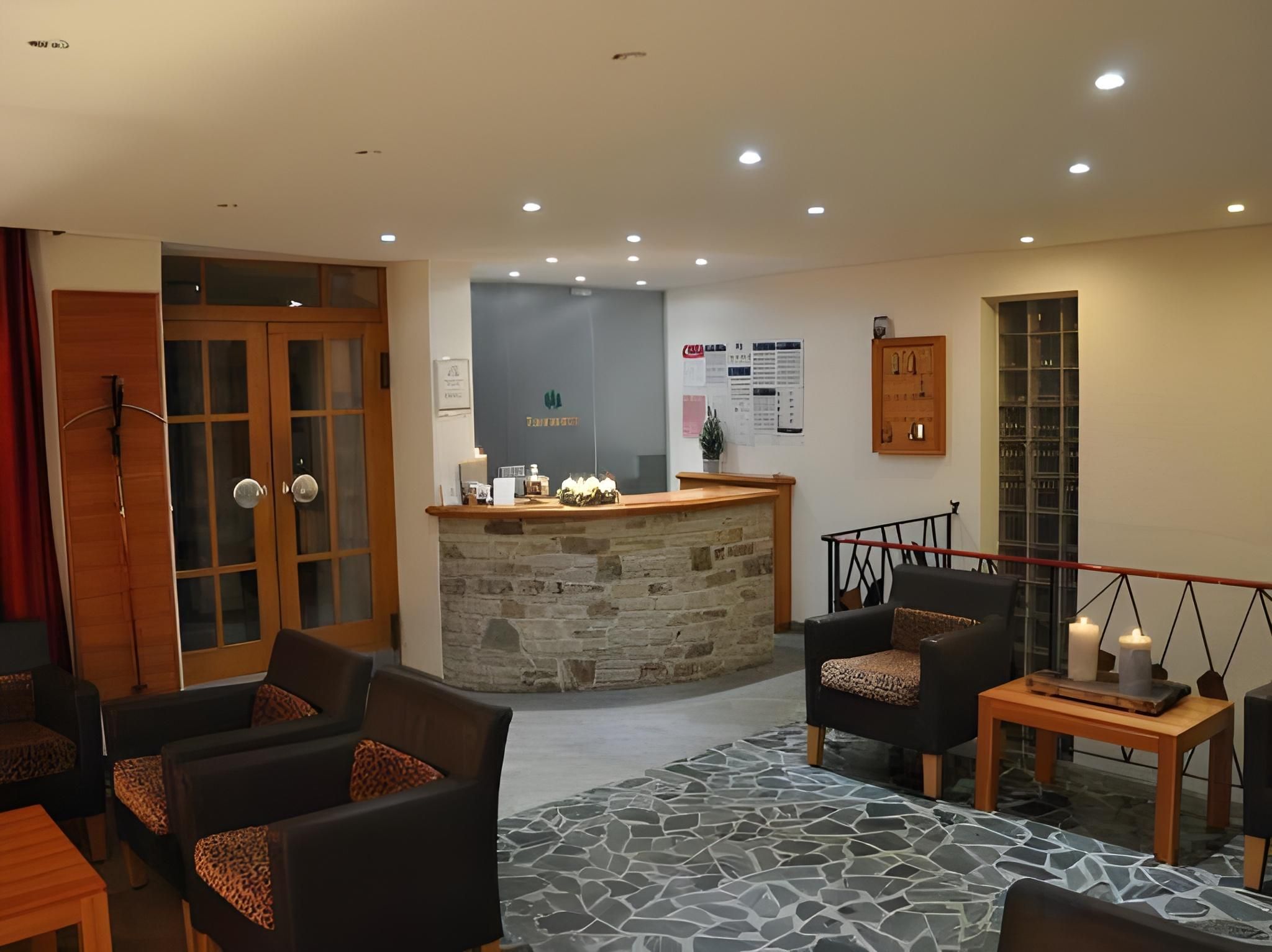 8747ce1d67e43f11f0f0488f4230228b