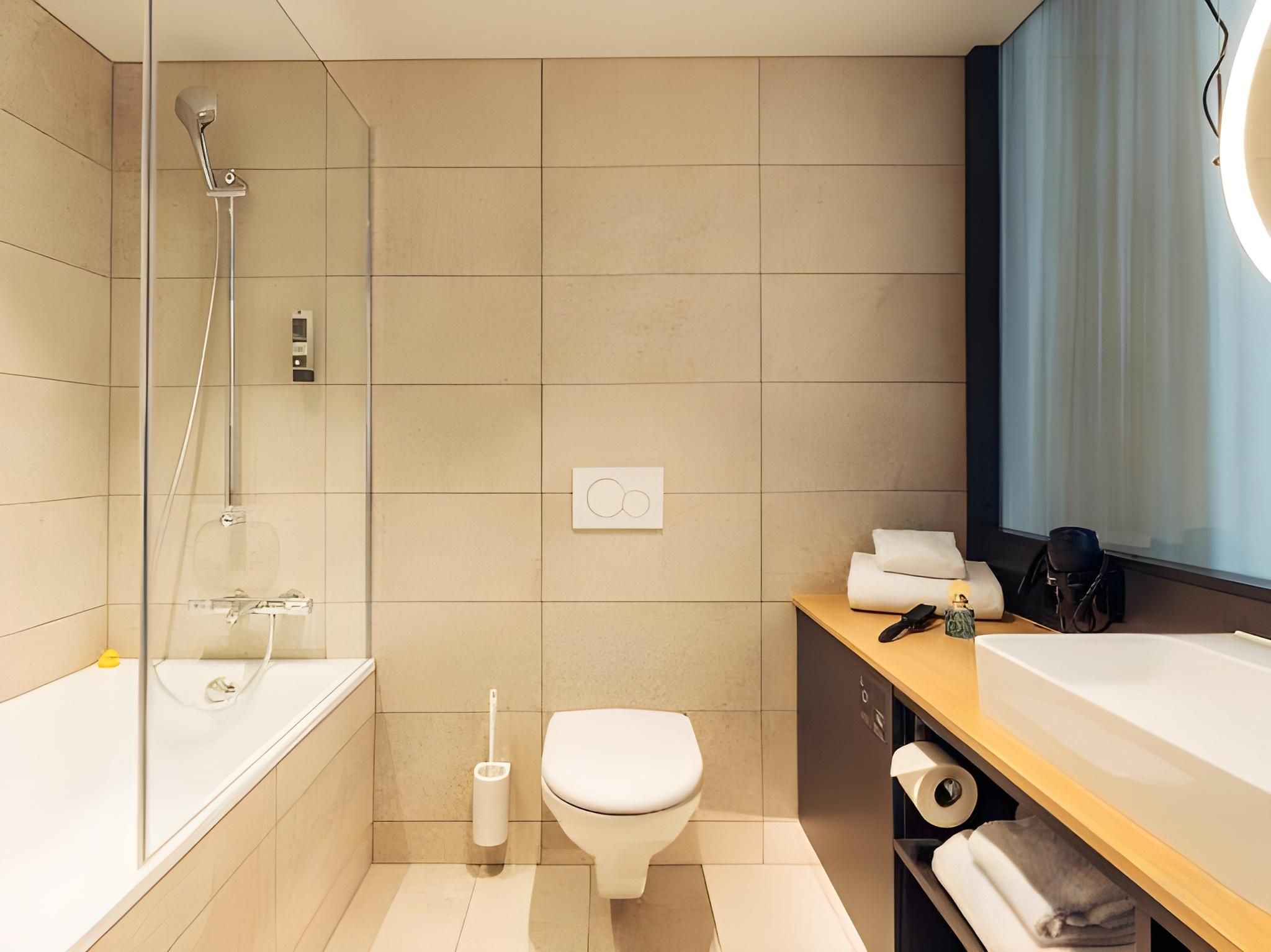 harry's home Bern-Expo Standard Double or Twin Room 3