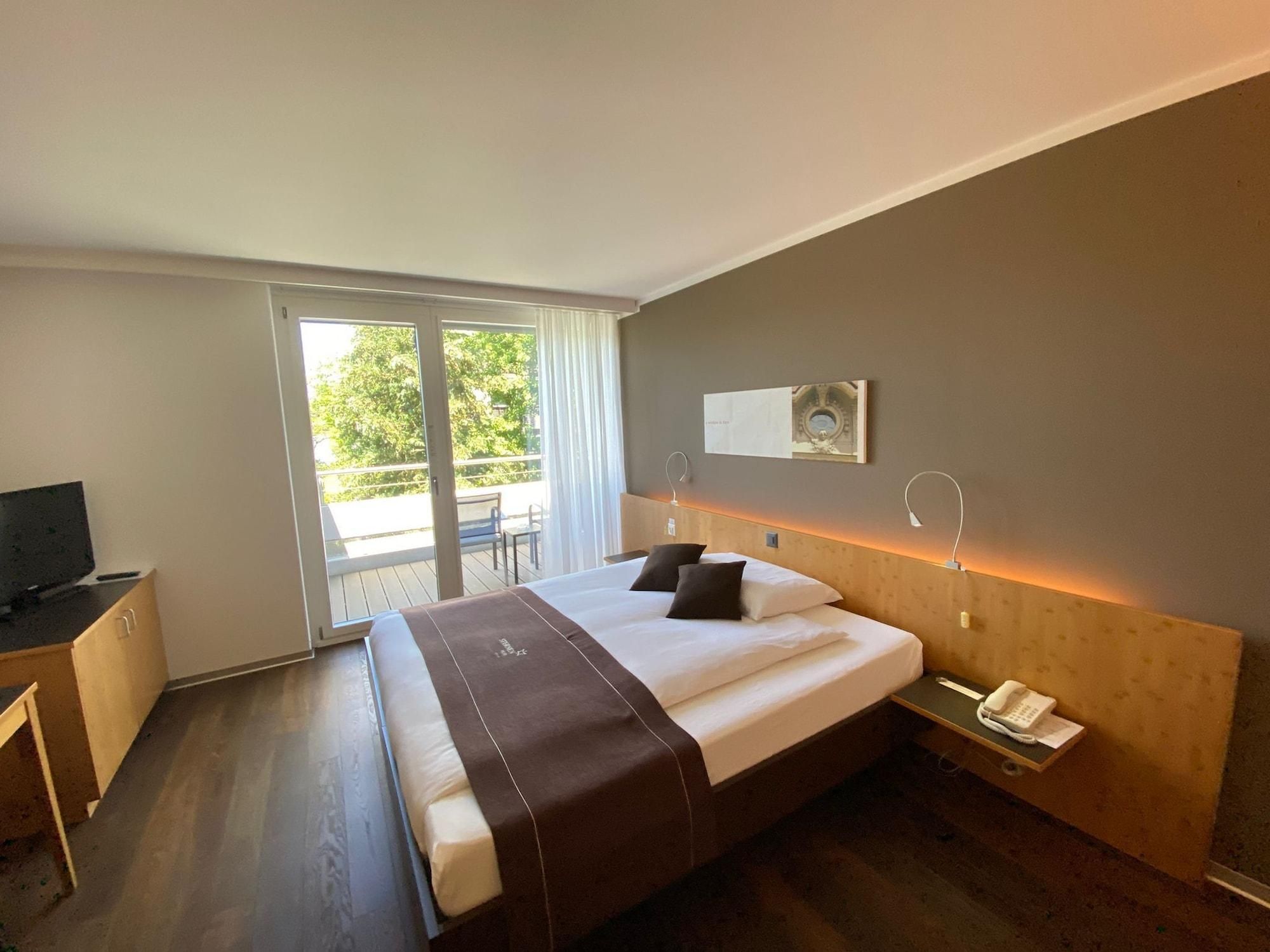 f64aa62d1acccc3017c7739c5f9889e4