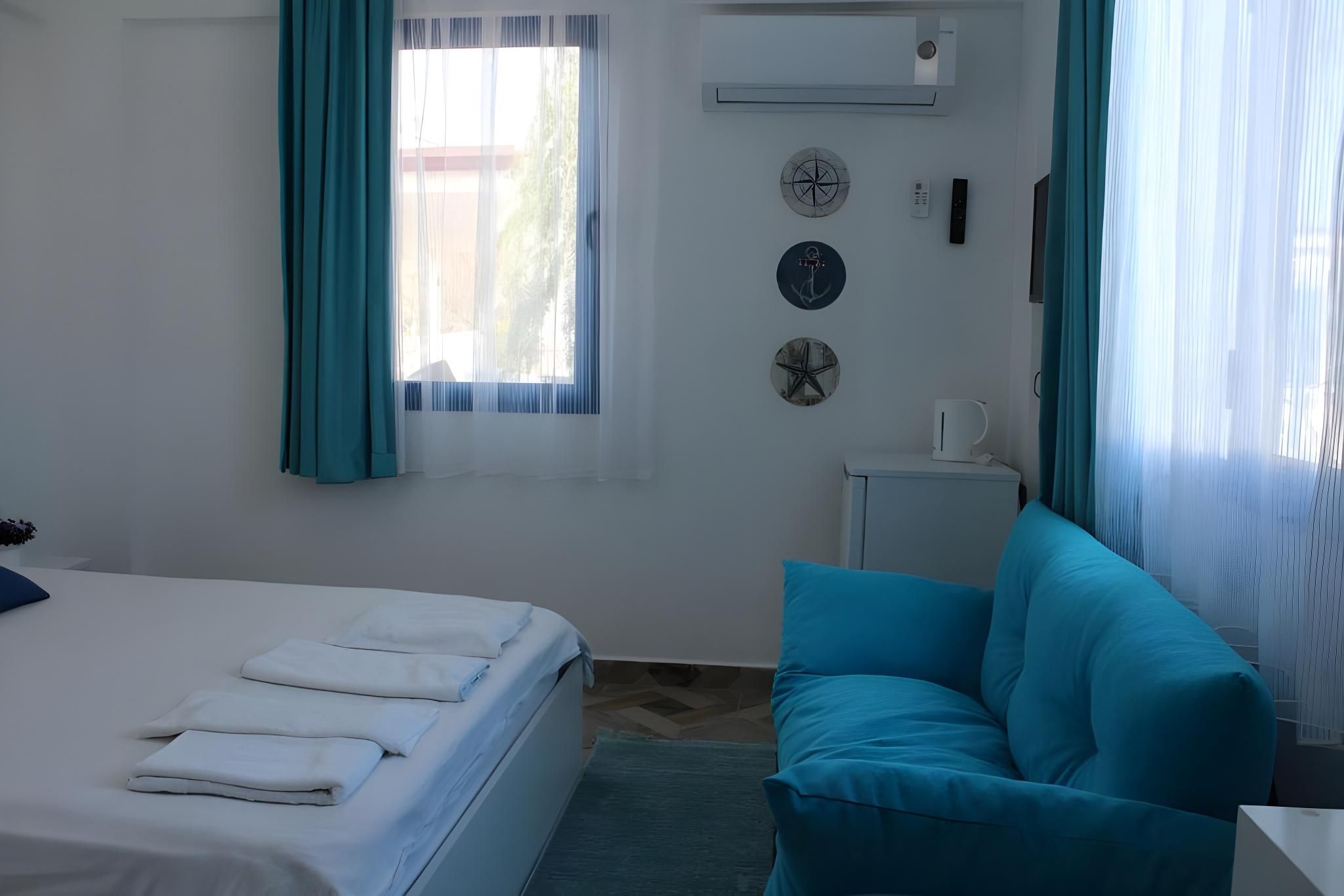 Mavi Pansiyon & Restaurant Poolside Double 2