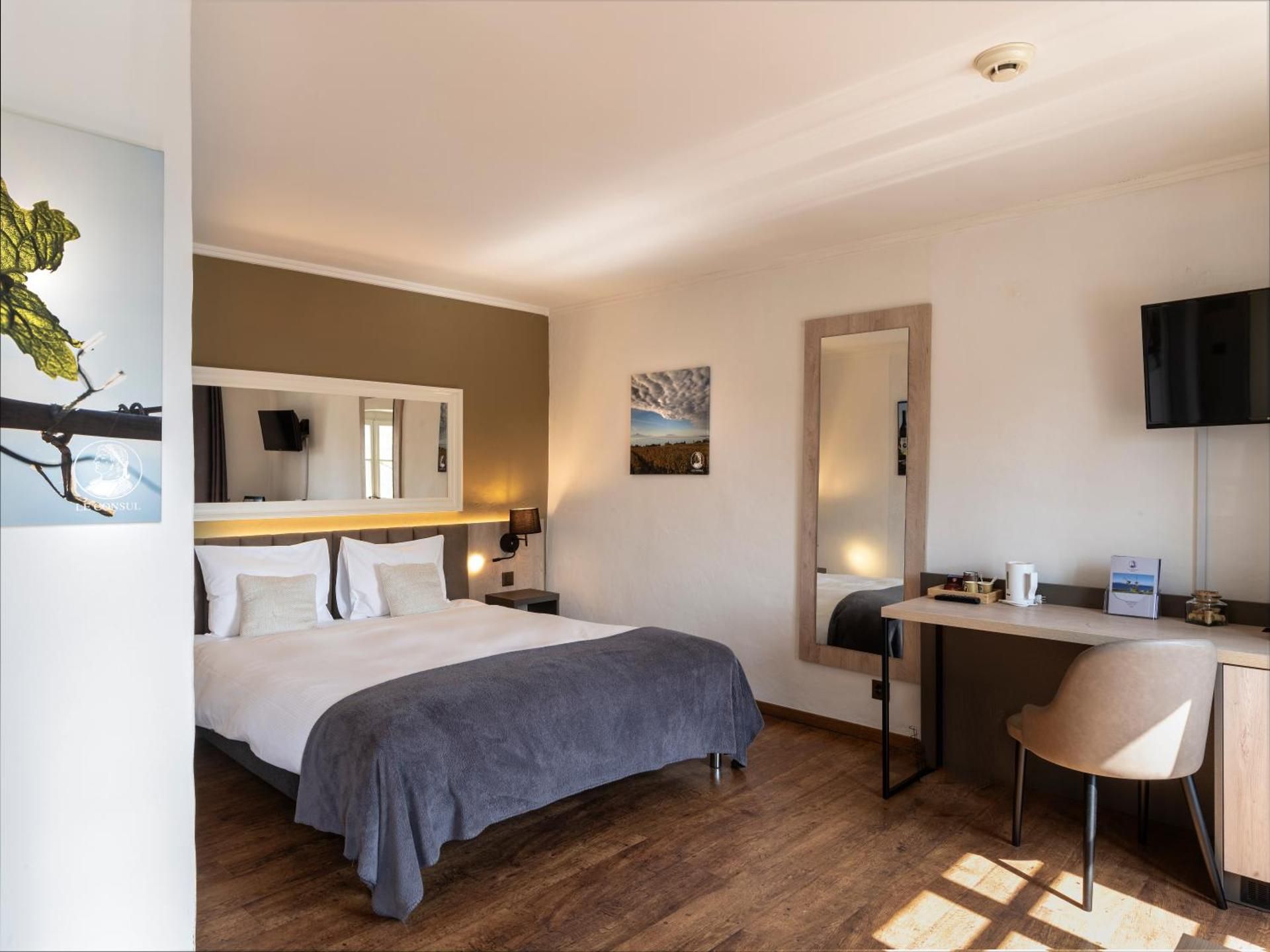 Double Room with View