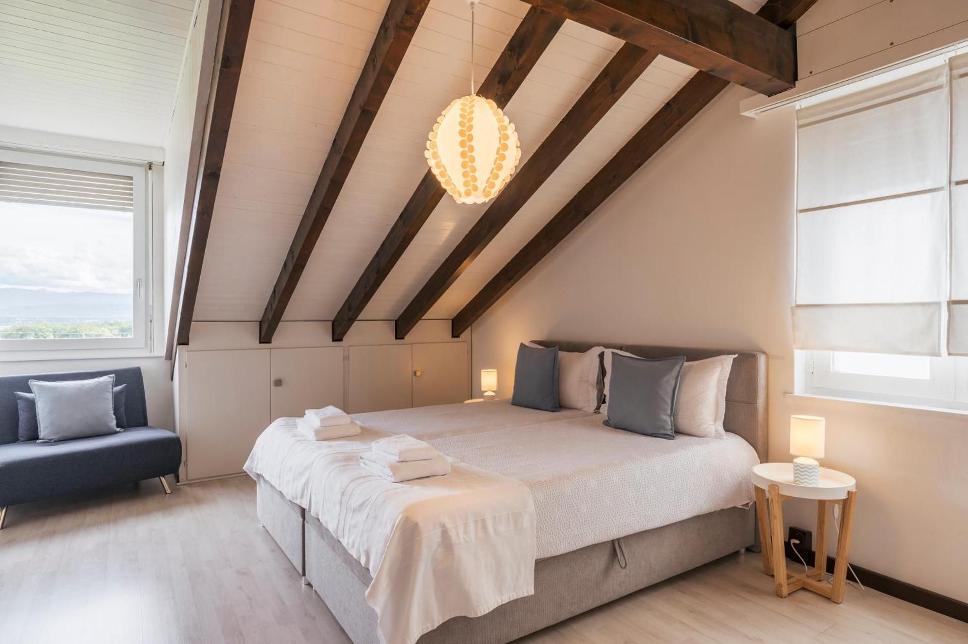 Luxury Double Room Lakeview