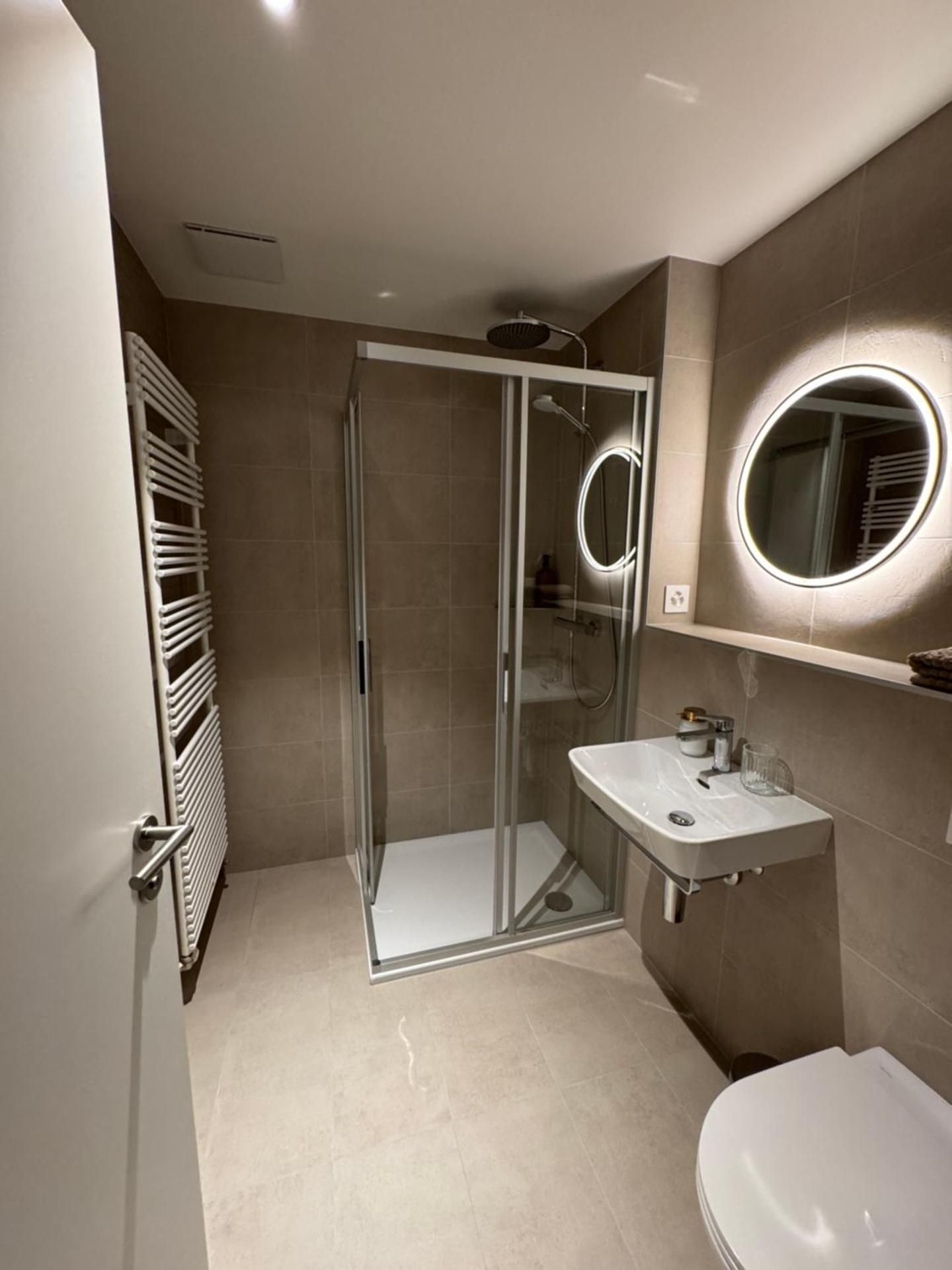 Double or Twin Room with Mountain View