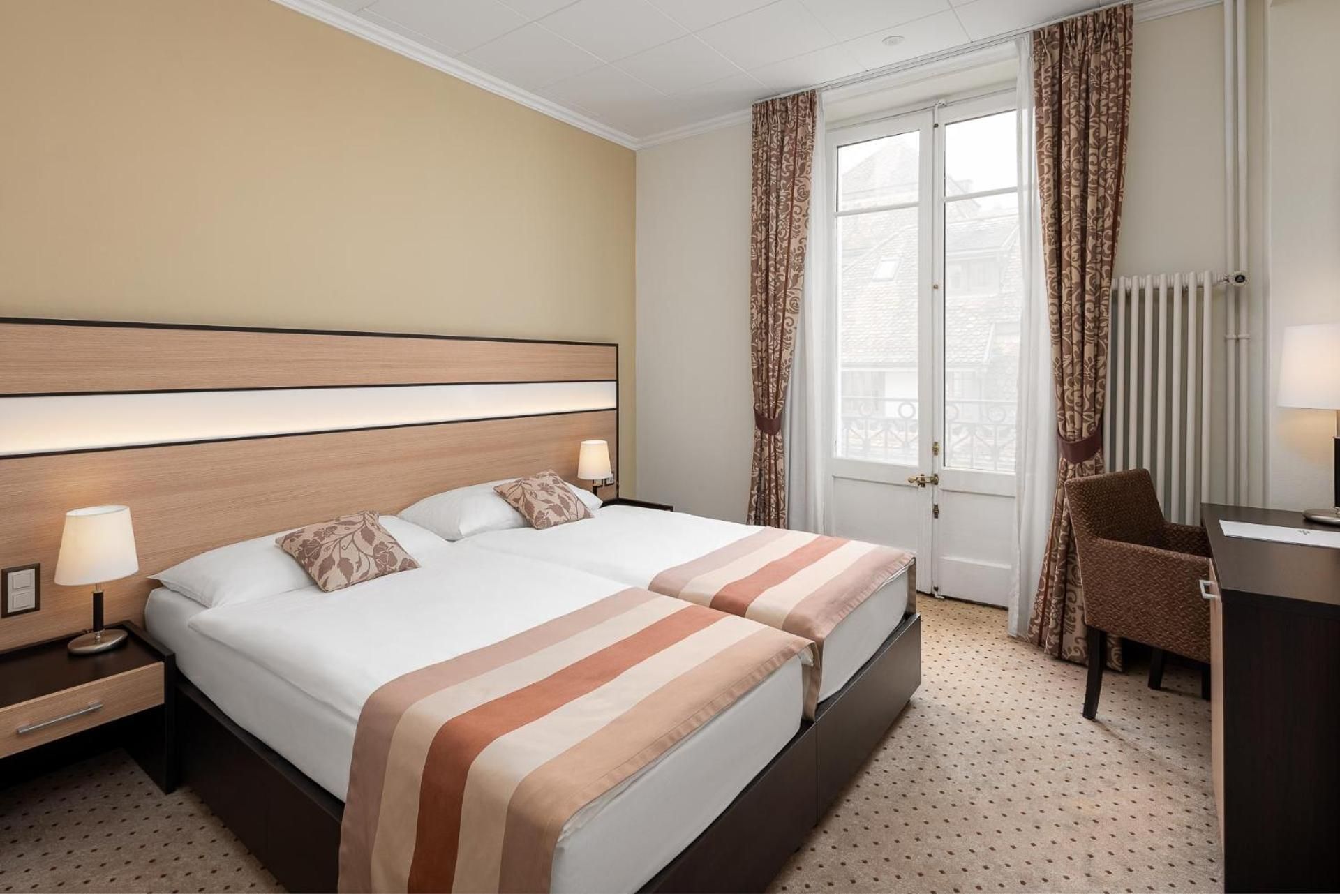 Double Room with Lake View