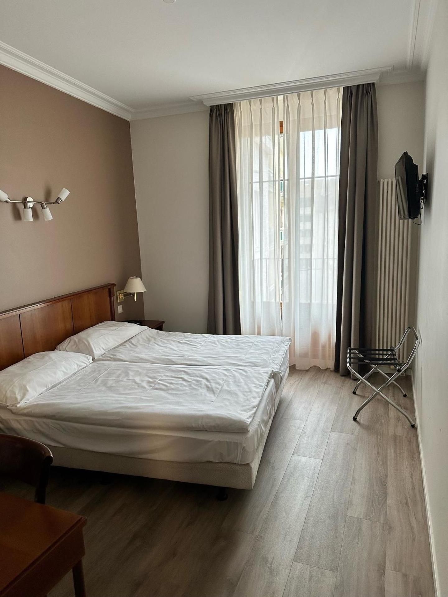 Economy Twin Room