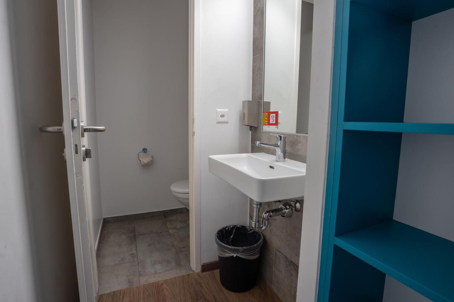 6-Bed Private Dormitory Room