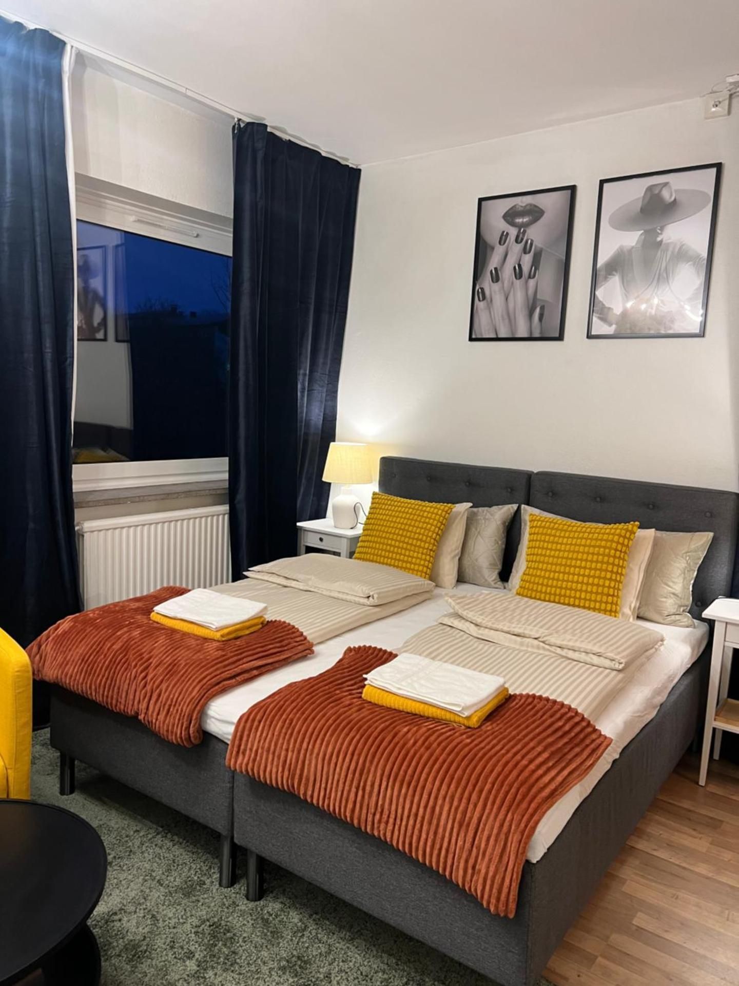 One-Bedroom Apartment