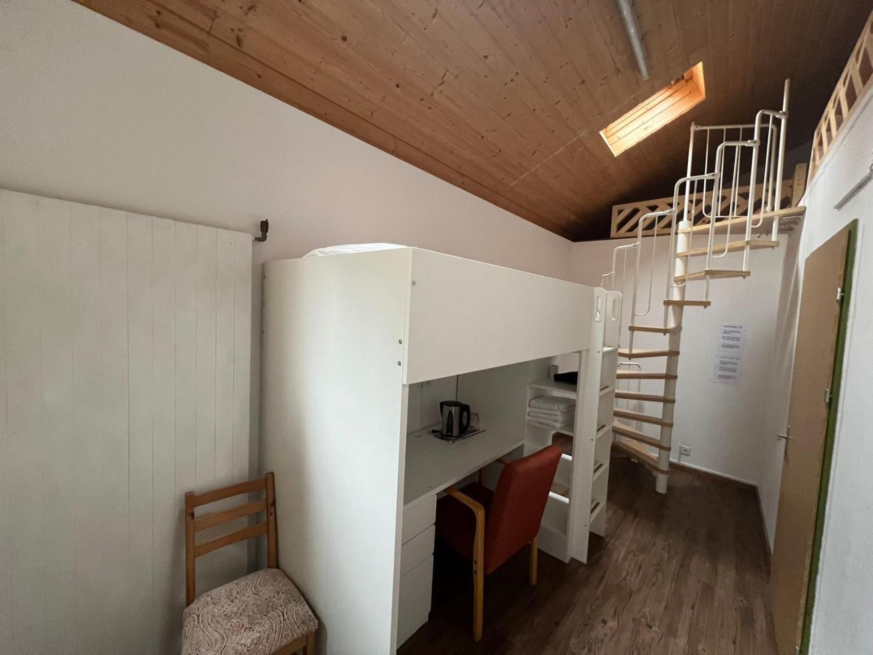 Quadruple Room with Private External Bathroom