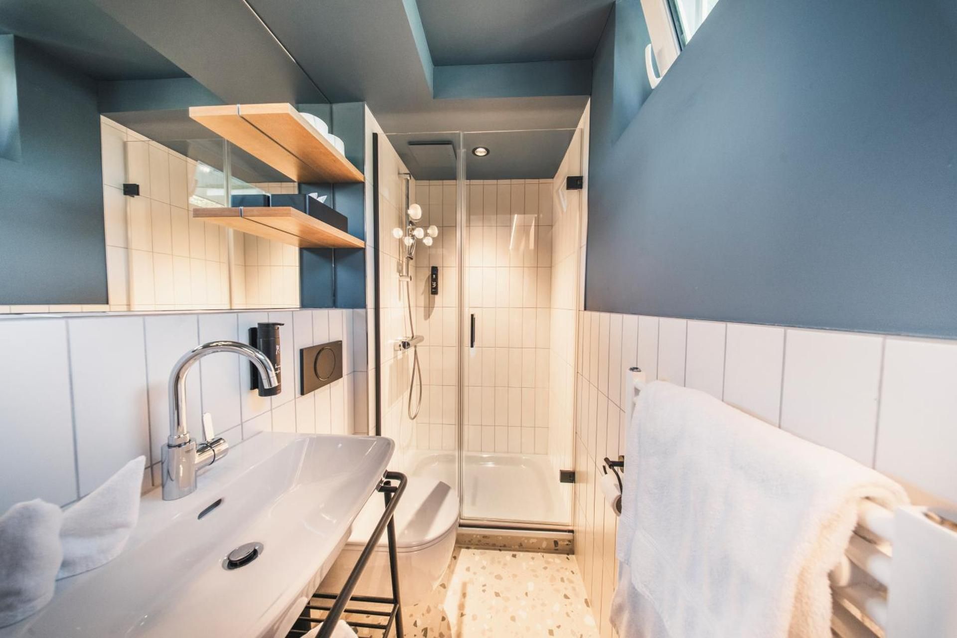 Mate Apartment (Room 340)