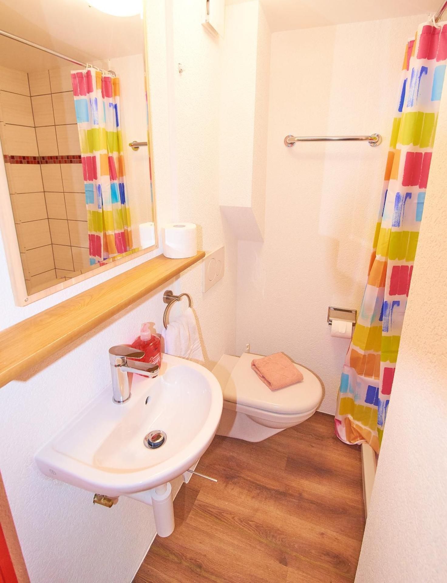 New West Station 7 Studio Apartment 2