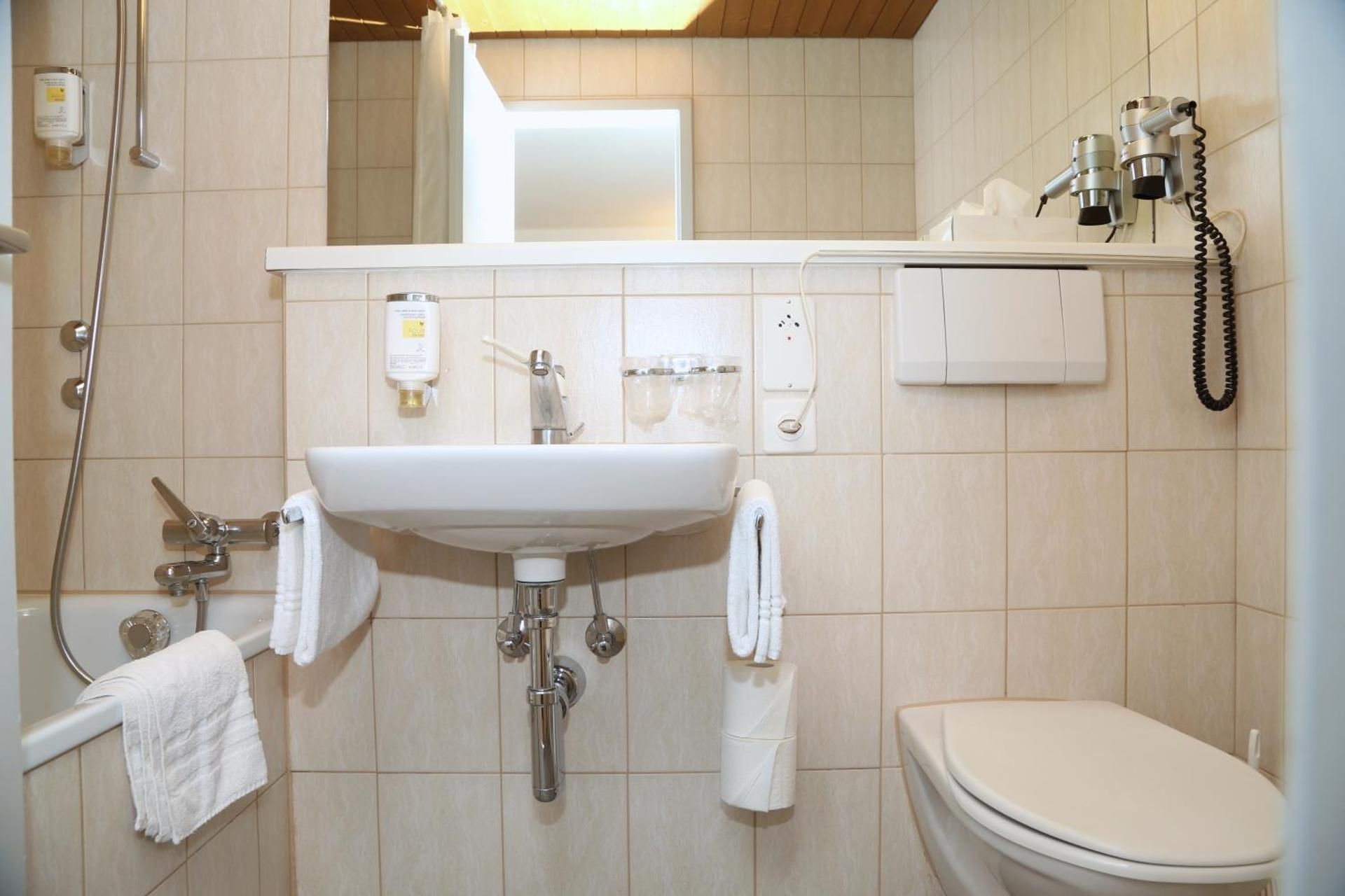 Crystal Superior Twin Room 3