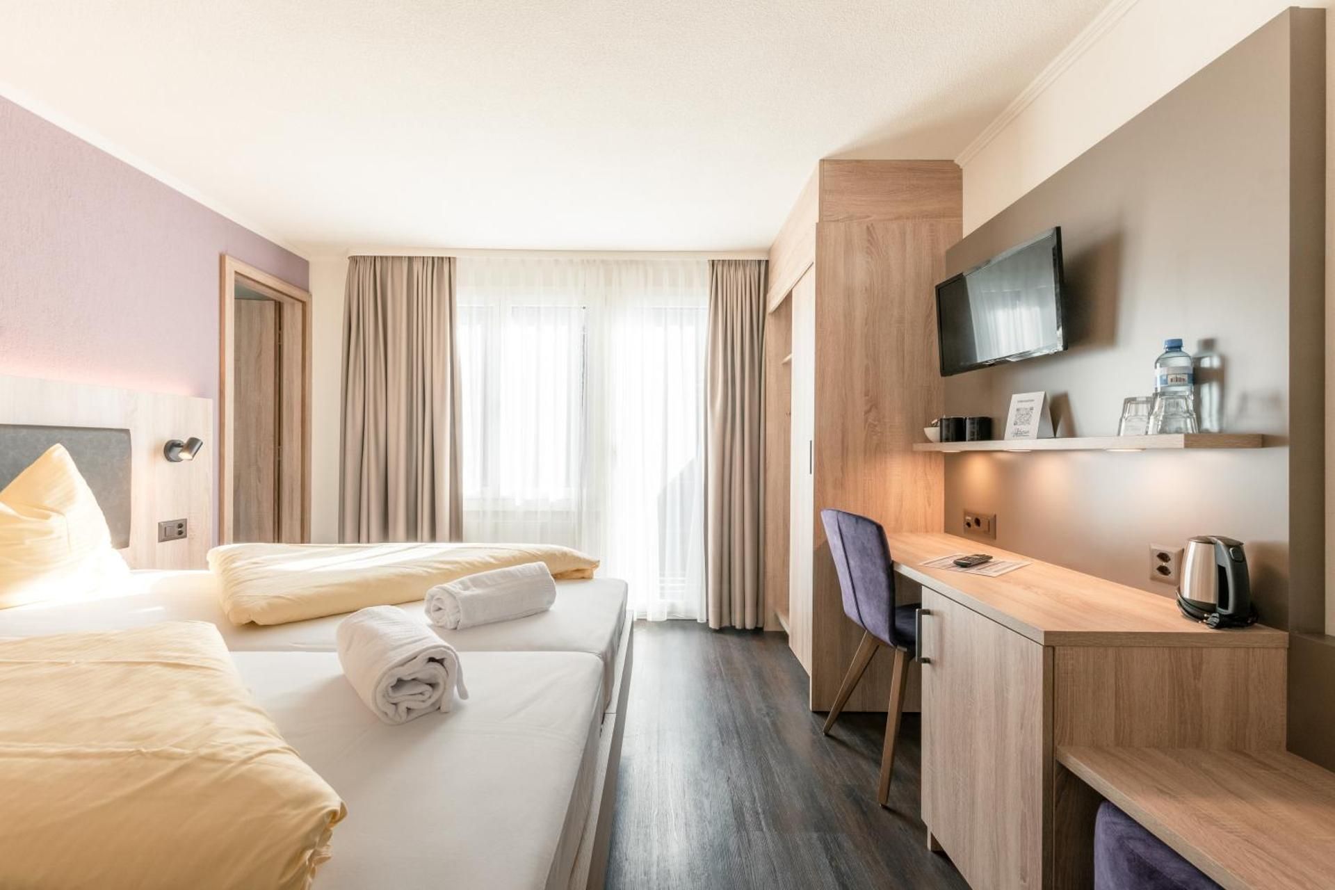 Hotel Kreuz Triple Room