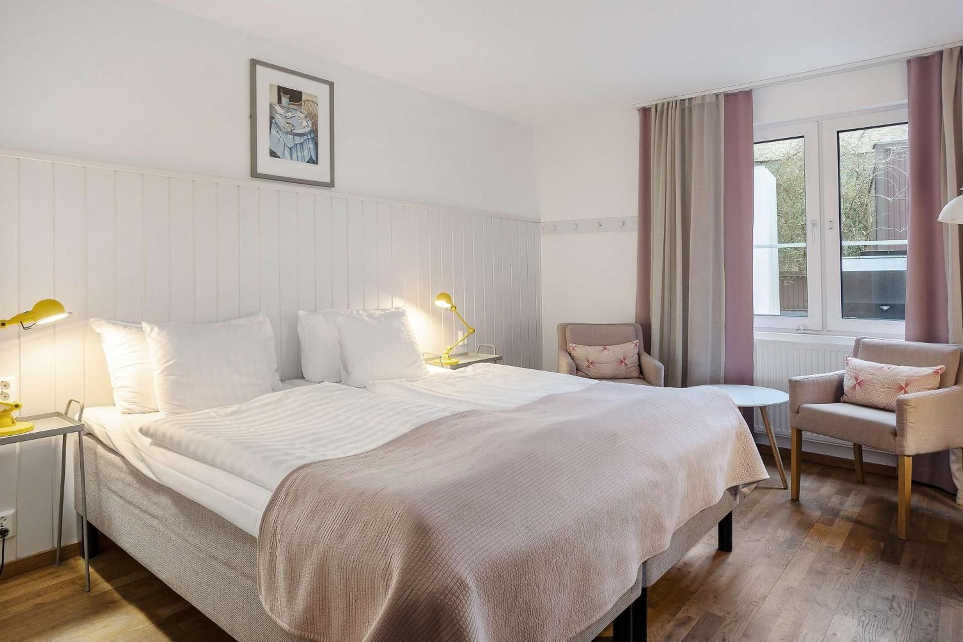 2 Single Beds, NonSmoking, Superior Room