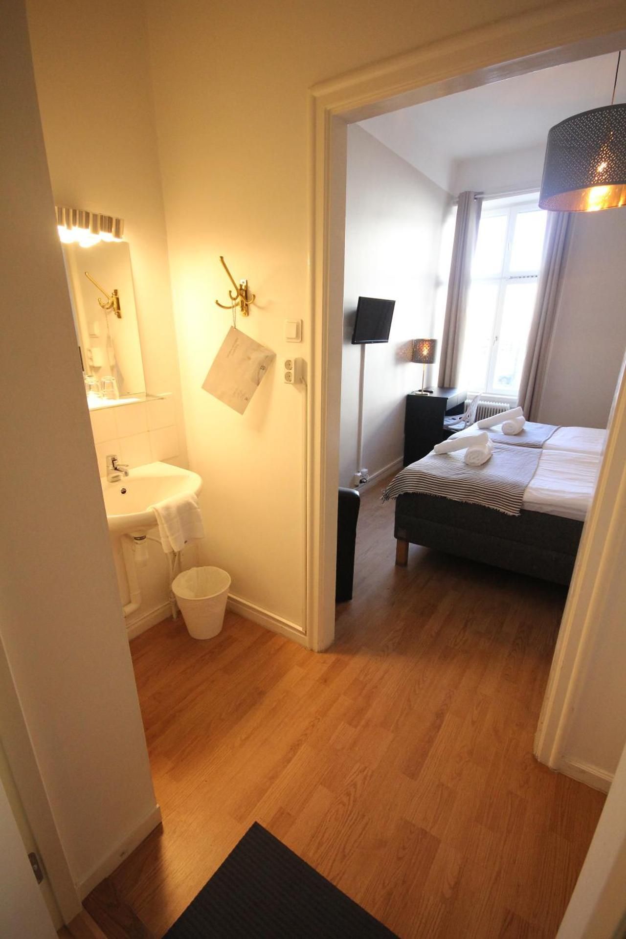 Standard Double Room with Shared Bathroom