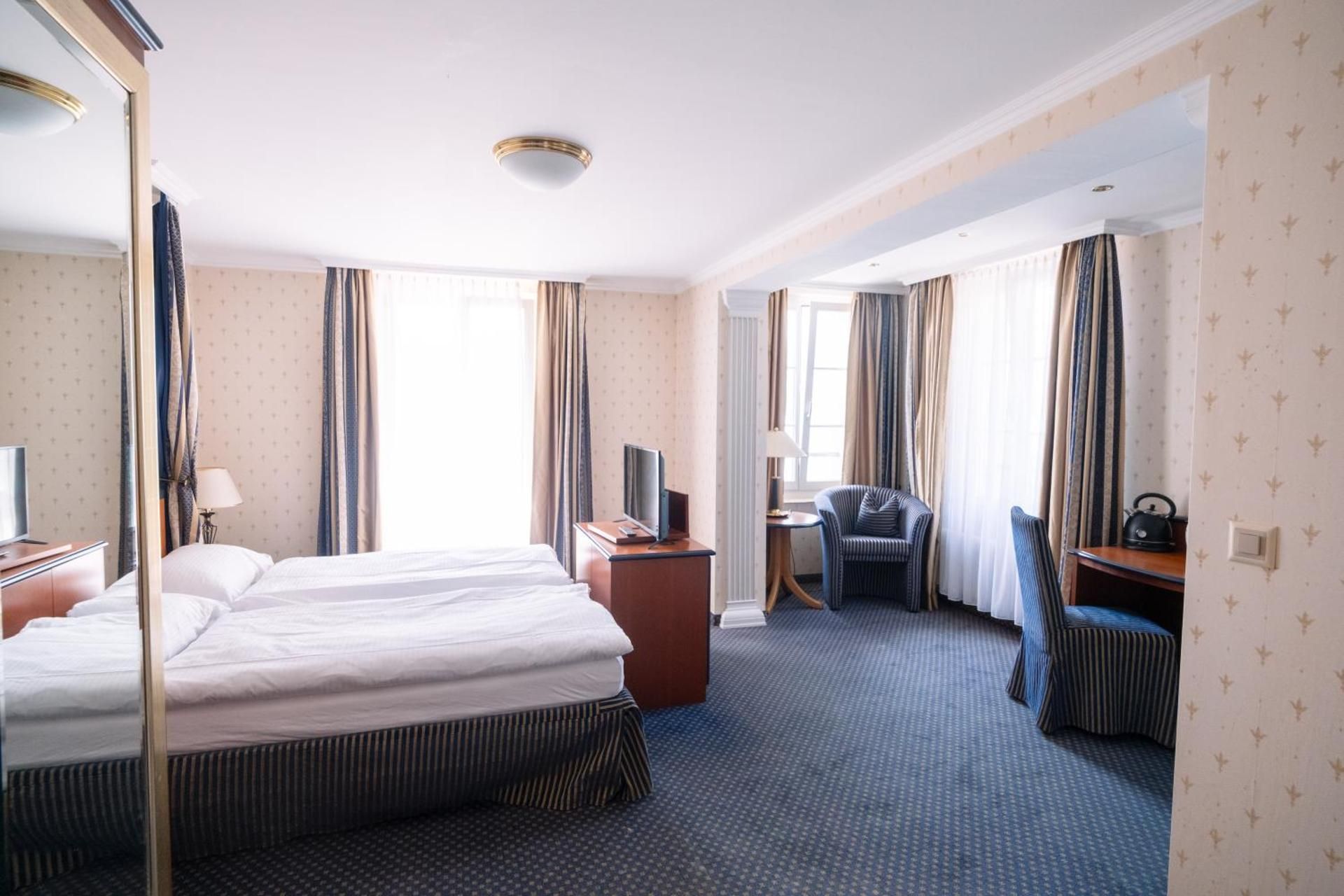 Double Room with Spa Bath