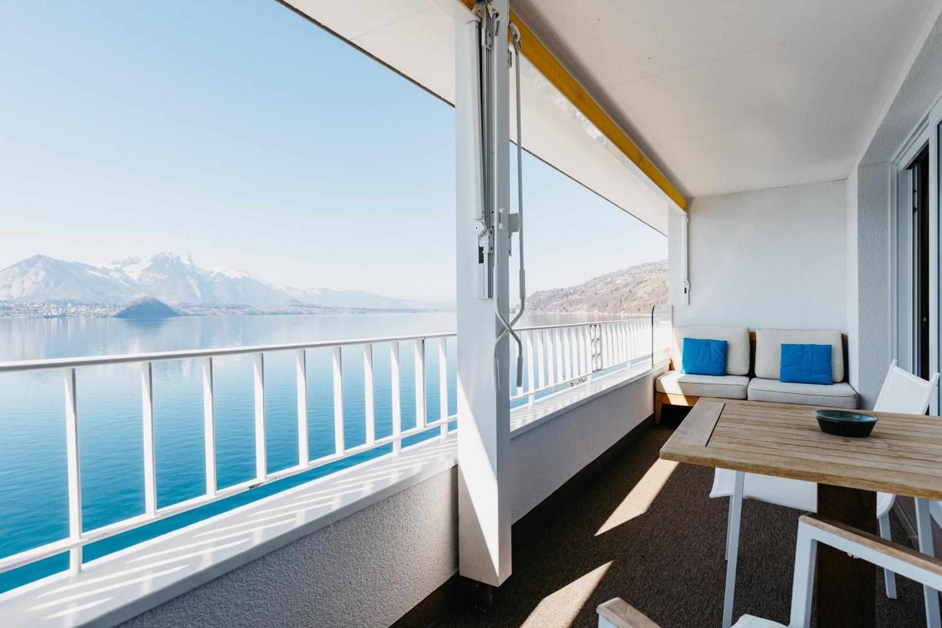 Eiger Junior Suite with Lake View