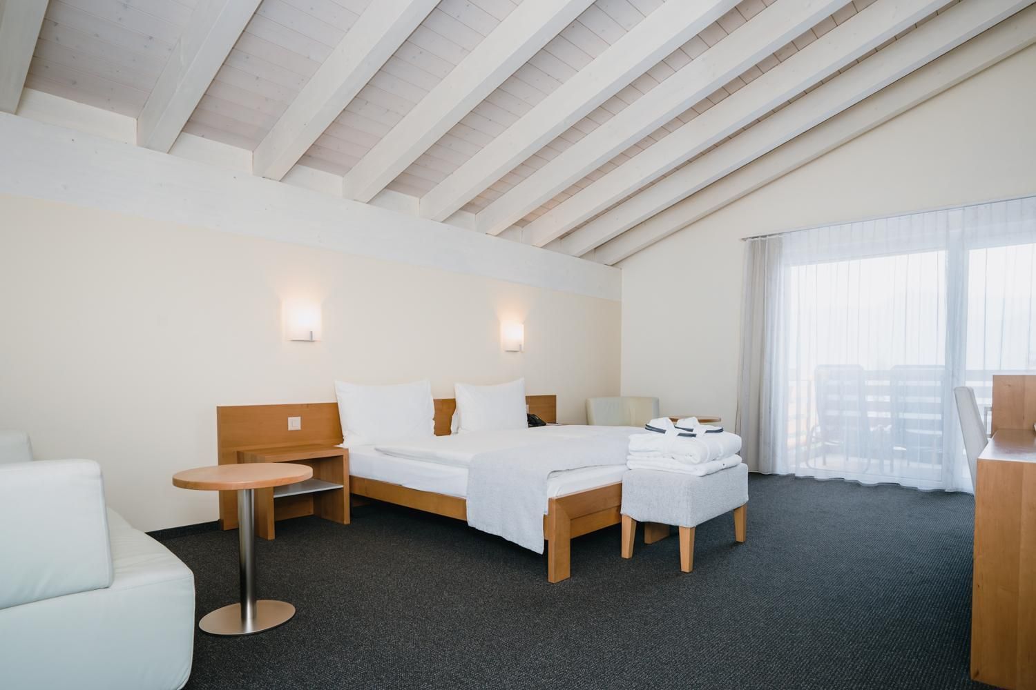 Junior Suite with Lake View - Annex