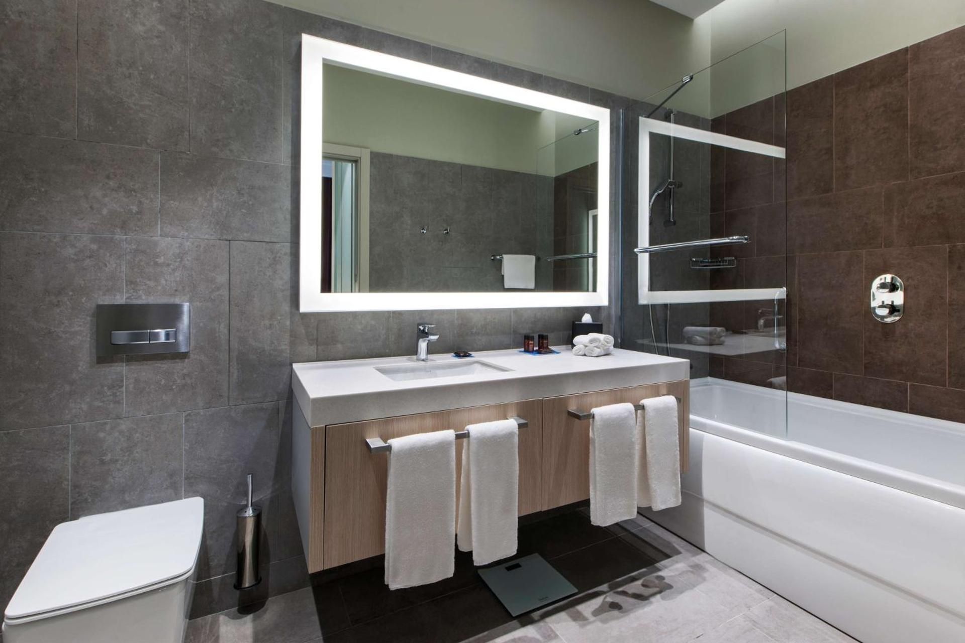 Hyatt House Gebze Suite Twin Sea View 2