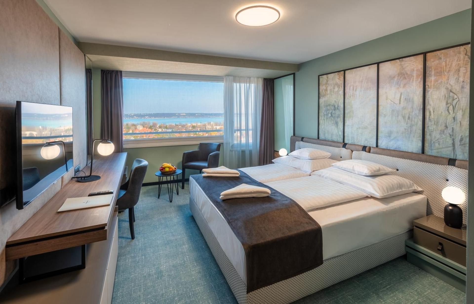 Superior Queen Room