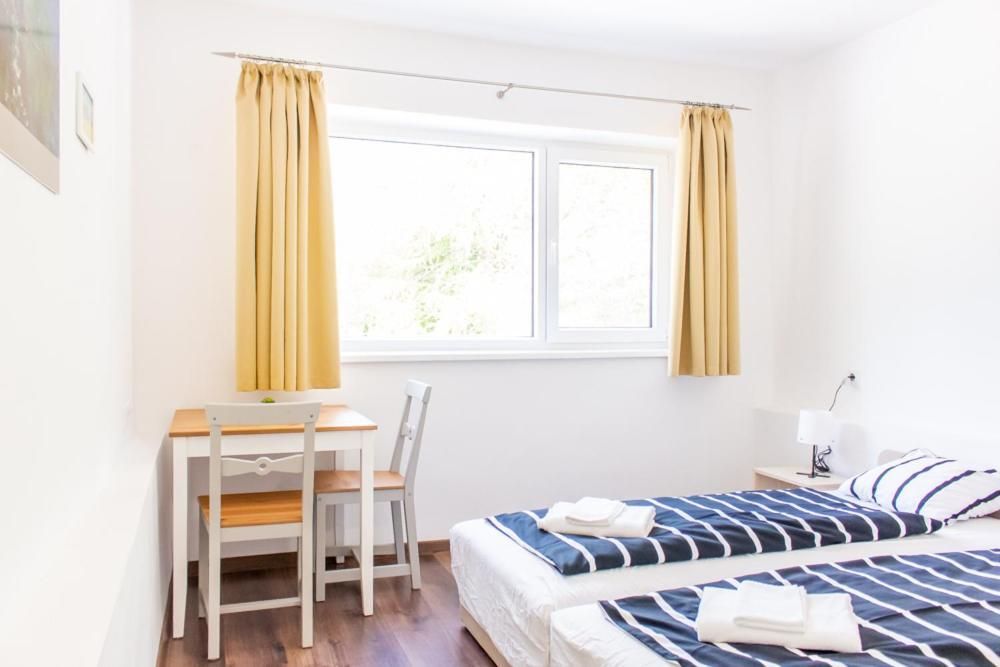 Apartment with Garden View