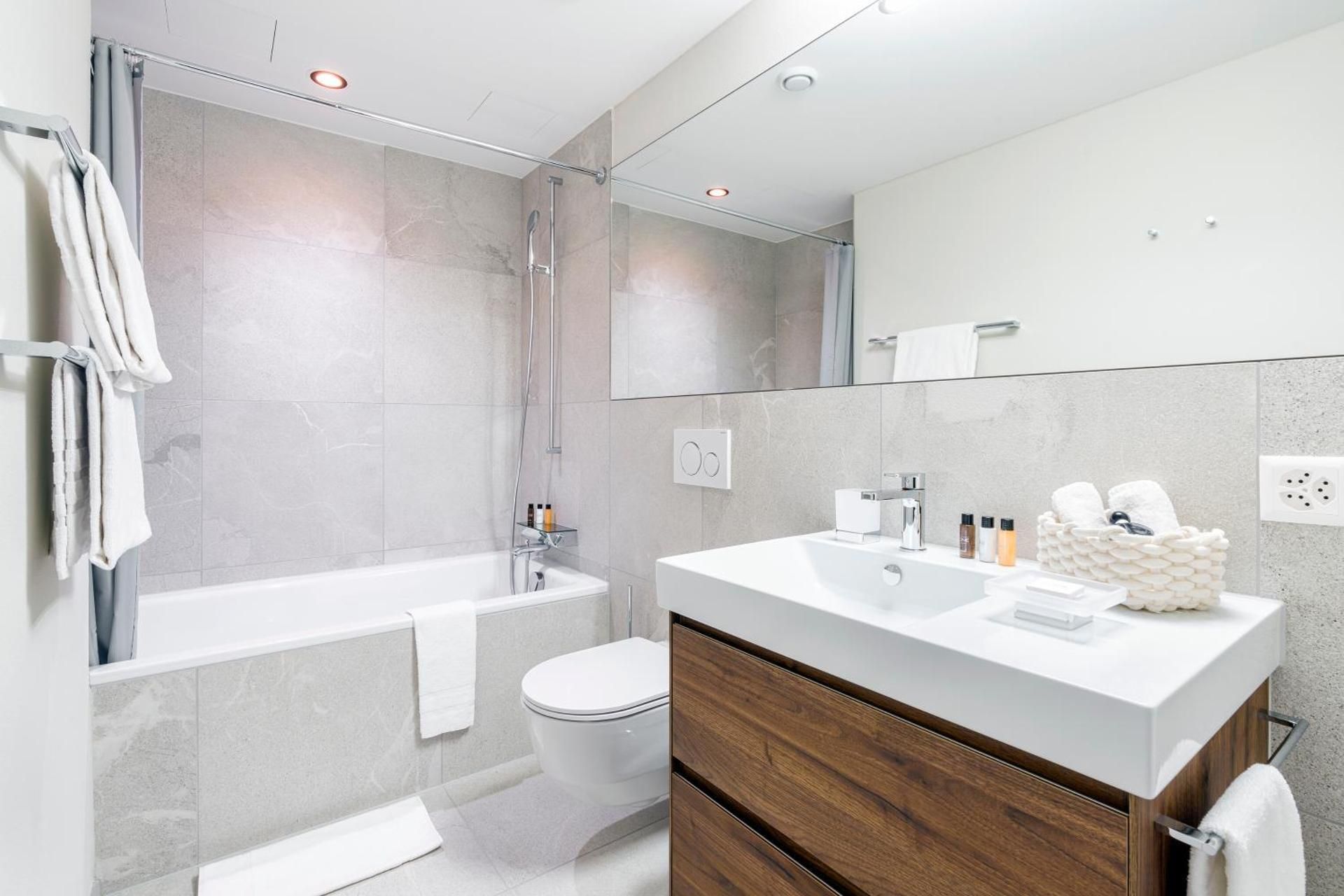 Superior One-Bedroom Apartment with Balcony