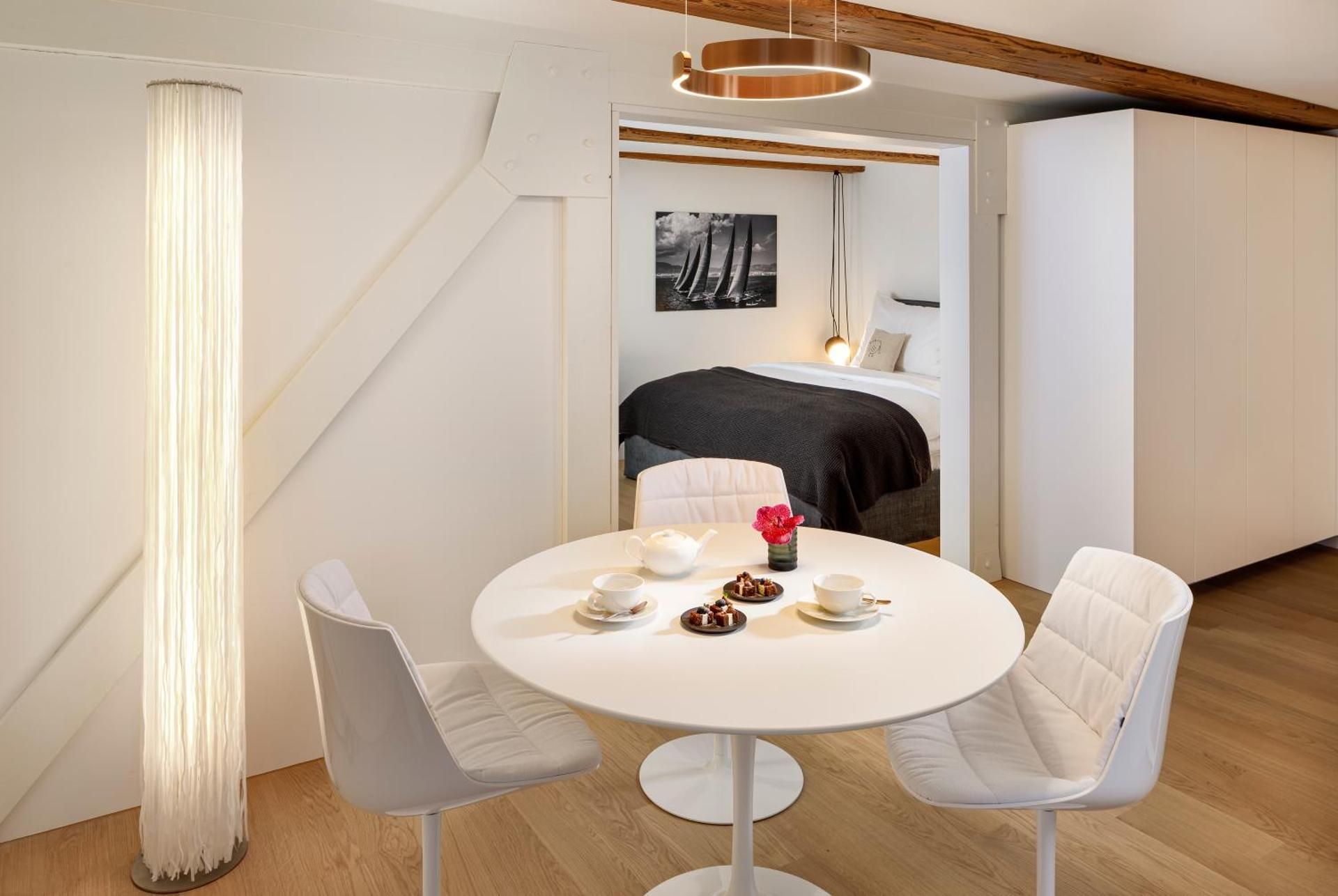 Suite with Lake View